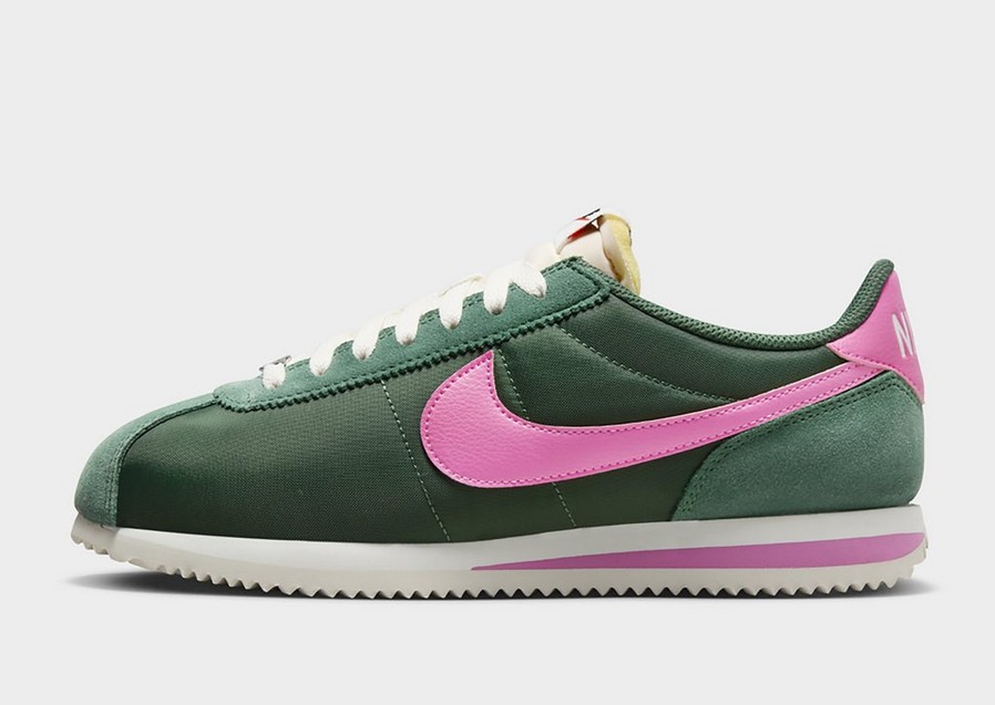 NIKE W CORTEZ HF9994 300 barva Khaki Damske Boty JD Sports