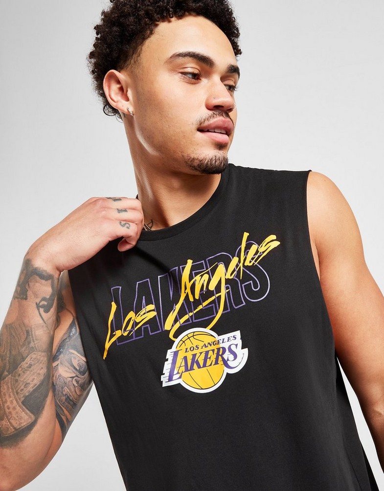 Top pentru bărbați NEW ERA MAIOU SCRIPT LAKERS LOS ANGELES LAKERS 60332188 Negru