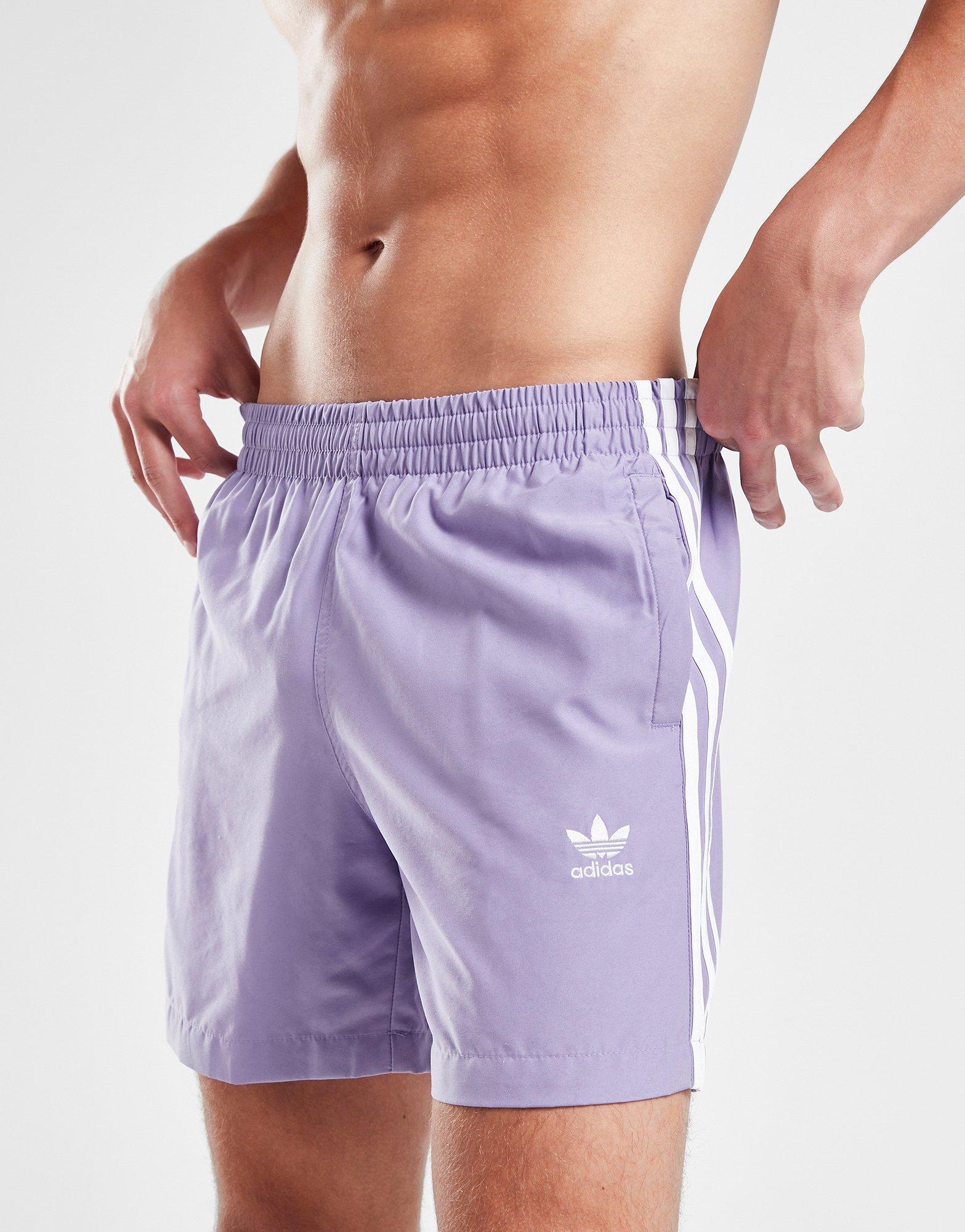 Férfi rövidnadrág ADIDAS RÖVIDNADRÁG ORIGINALS   ADICOLOR 3 STRIPES SWIM IP7153 Lila