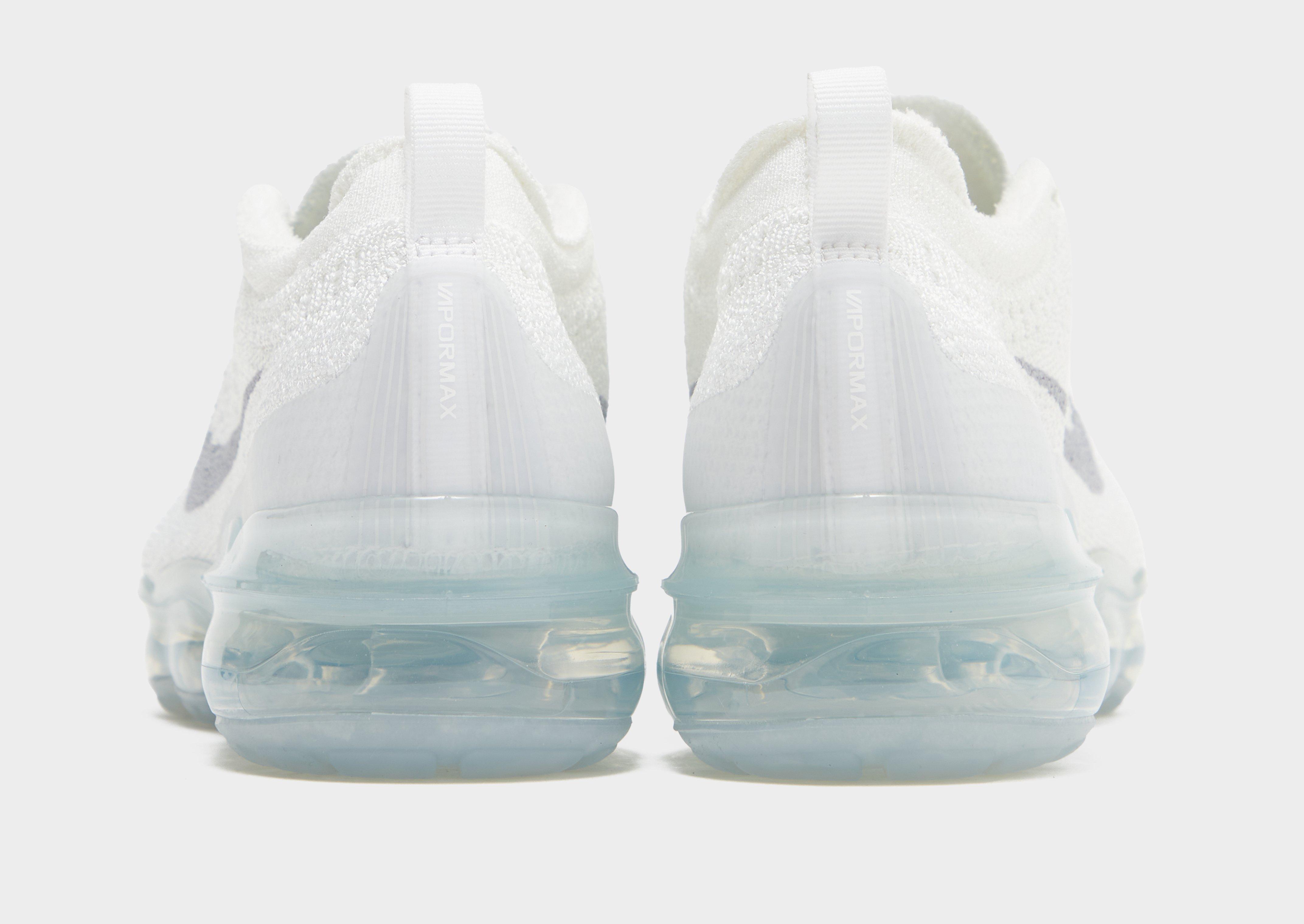 Kedai moterims NIKE W AIR VAPORMAX 2023 FK DV6840-100 Balta