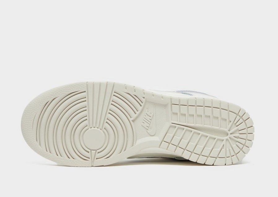 Női sneakers NIKE DUNK LOW ESS DX5930-100 Színes