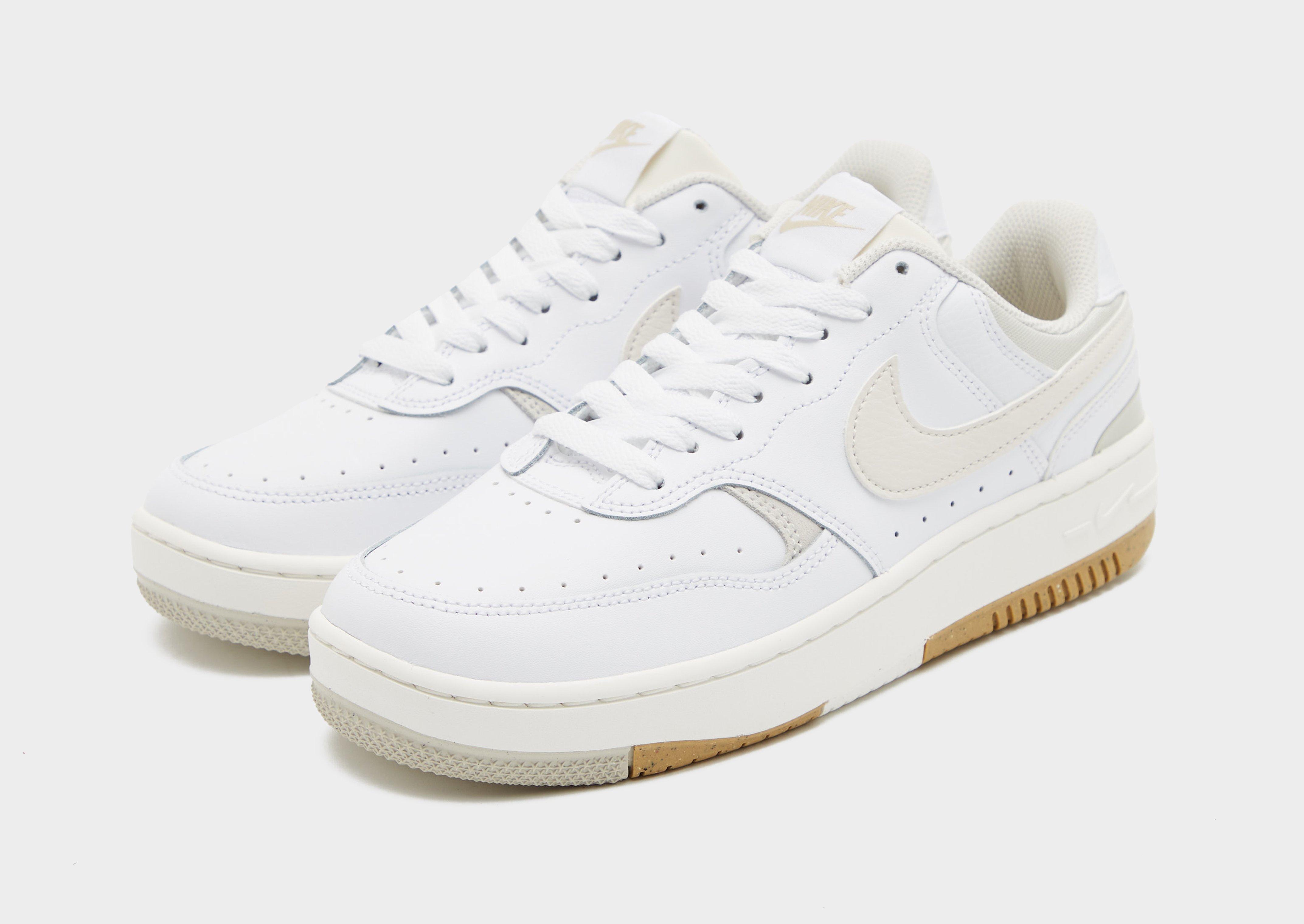 Дамски обувки NIKE GAMMA FORCE DX9176-103 Бежов