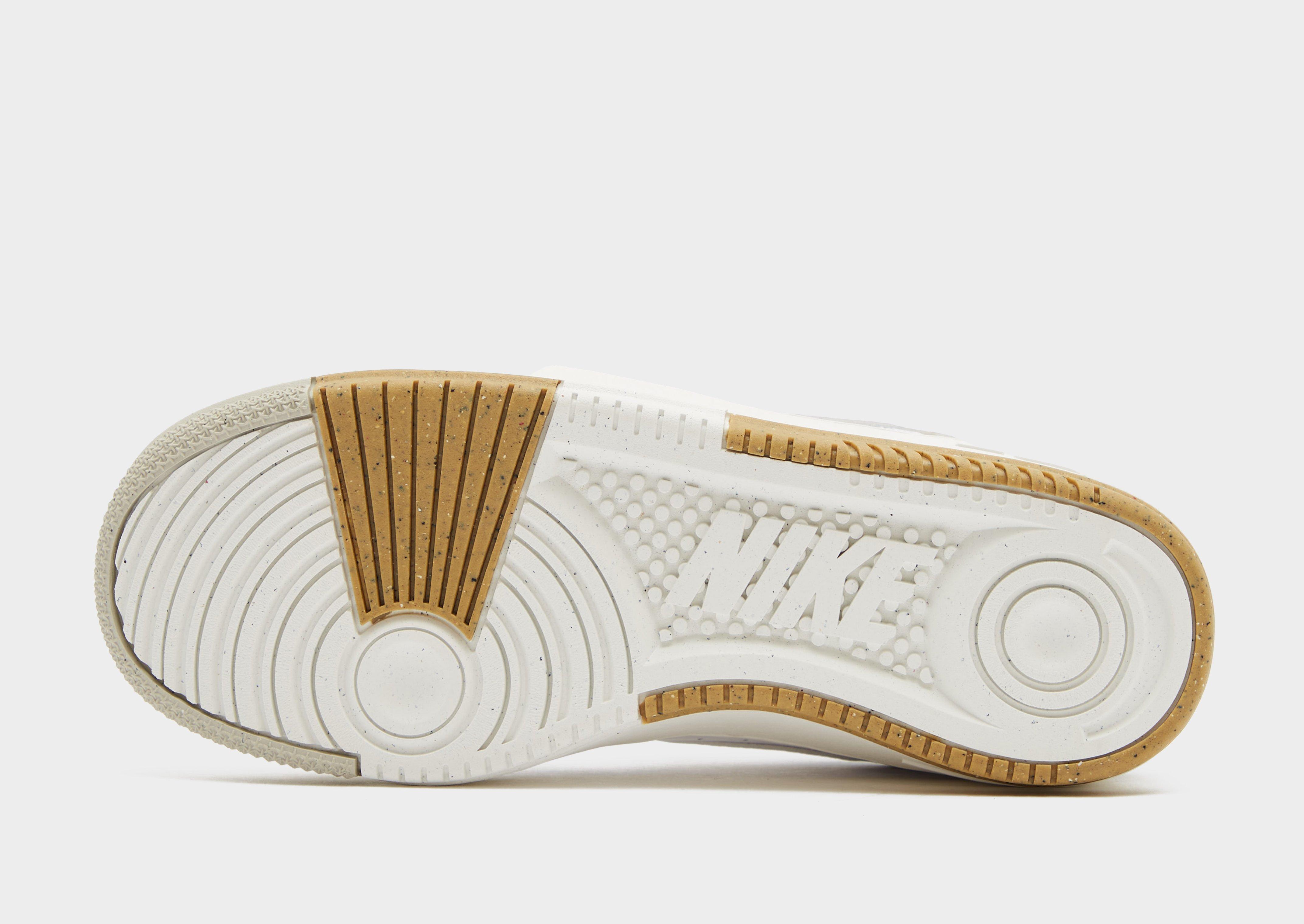 Дамски обувки NIKE GAMMA FORCE DX9176-103 Бежов