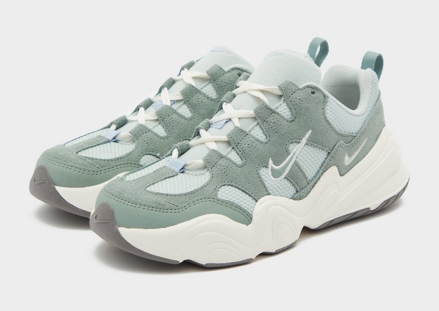 Adidași de damă NIKE TECH HERA  DR9761-001 Verde
