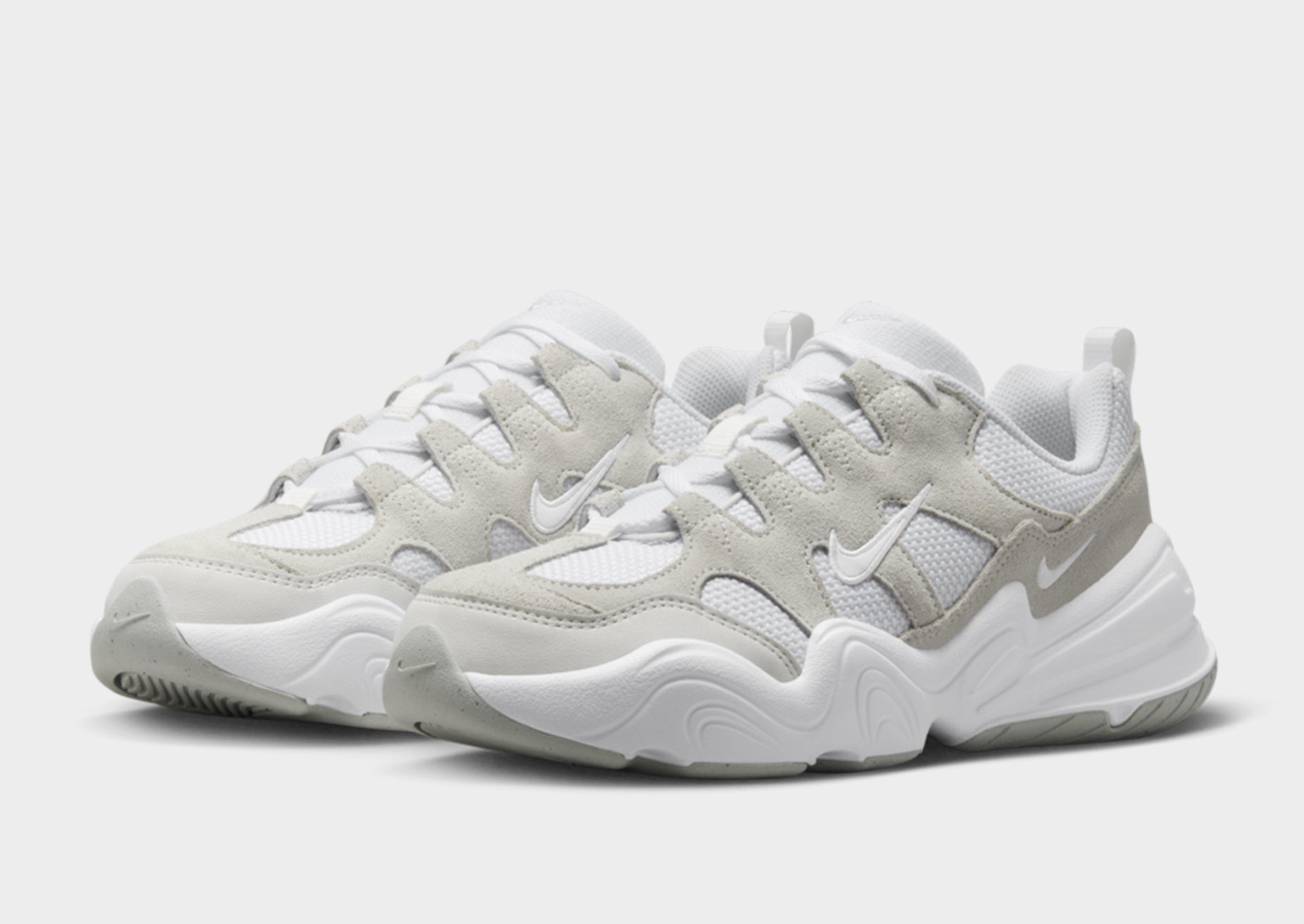 NIKE★WMNS TECH HERA★ホワイト×グレー系 NIKE ナイキ テック ヘラ スニーカー レディース WOMENS TECH