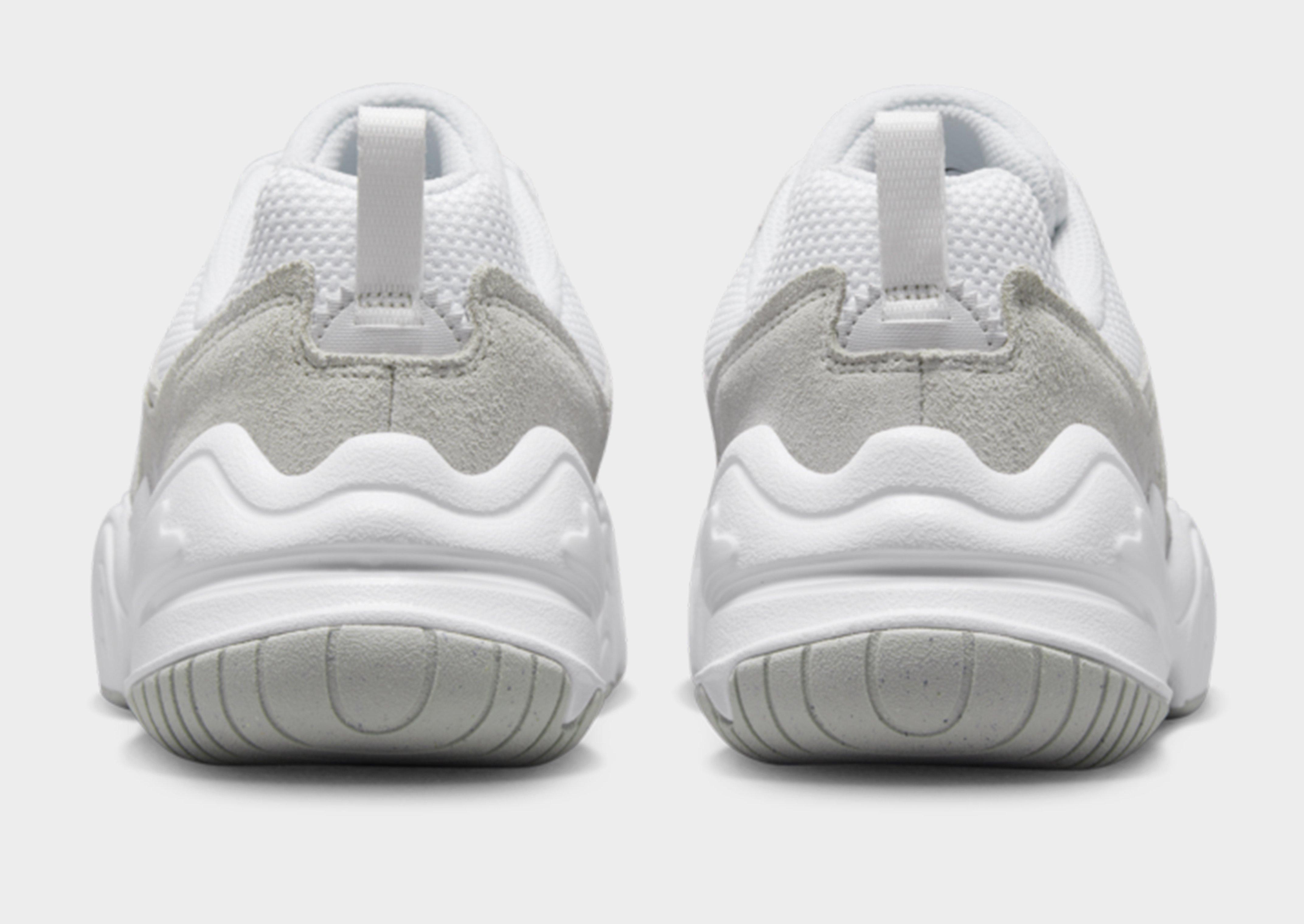 Дамски обувки NIKE TECH HERA  DR9761-100 Бял