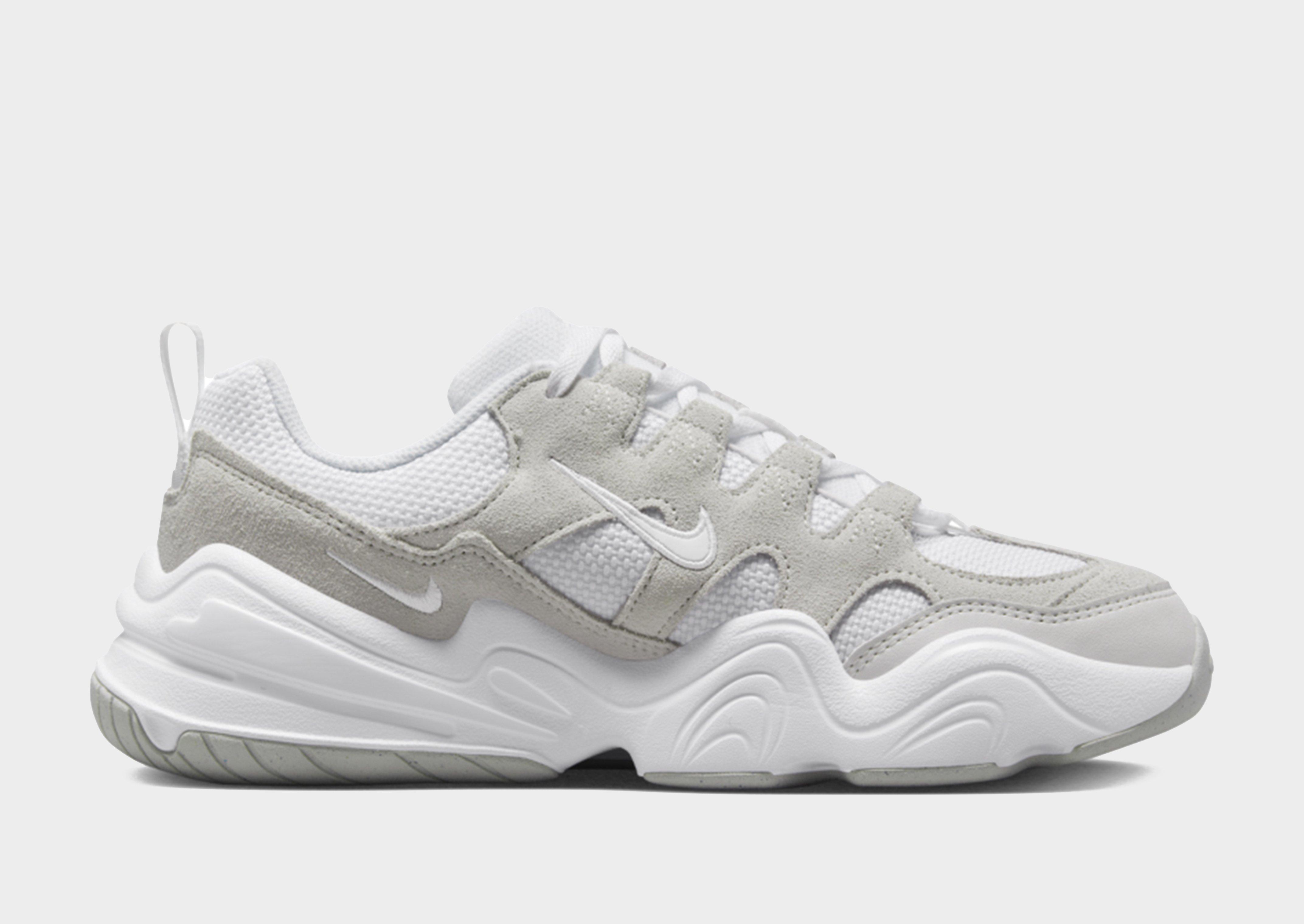 Дамски обувки NIKE TECH HERA  DR9761-100 Бял