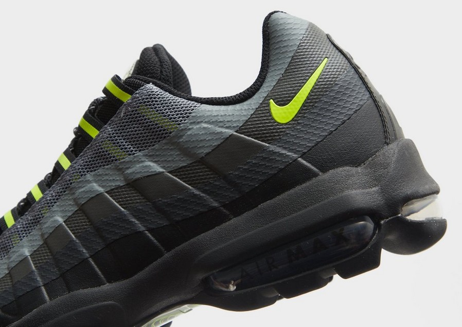 Buty sneakersy męskie NIKE AIR MAX 95 UL FJ4216-002 Czarny