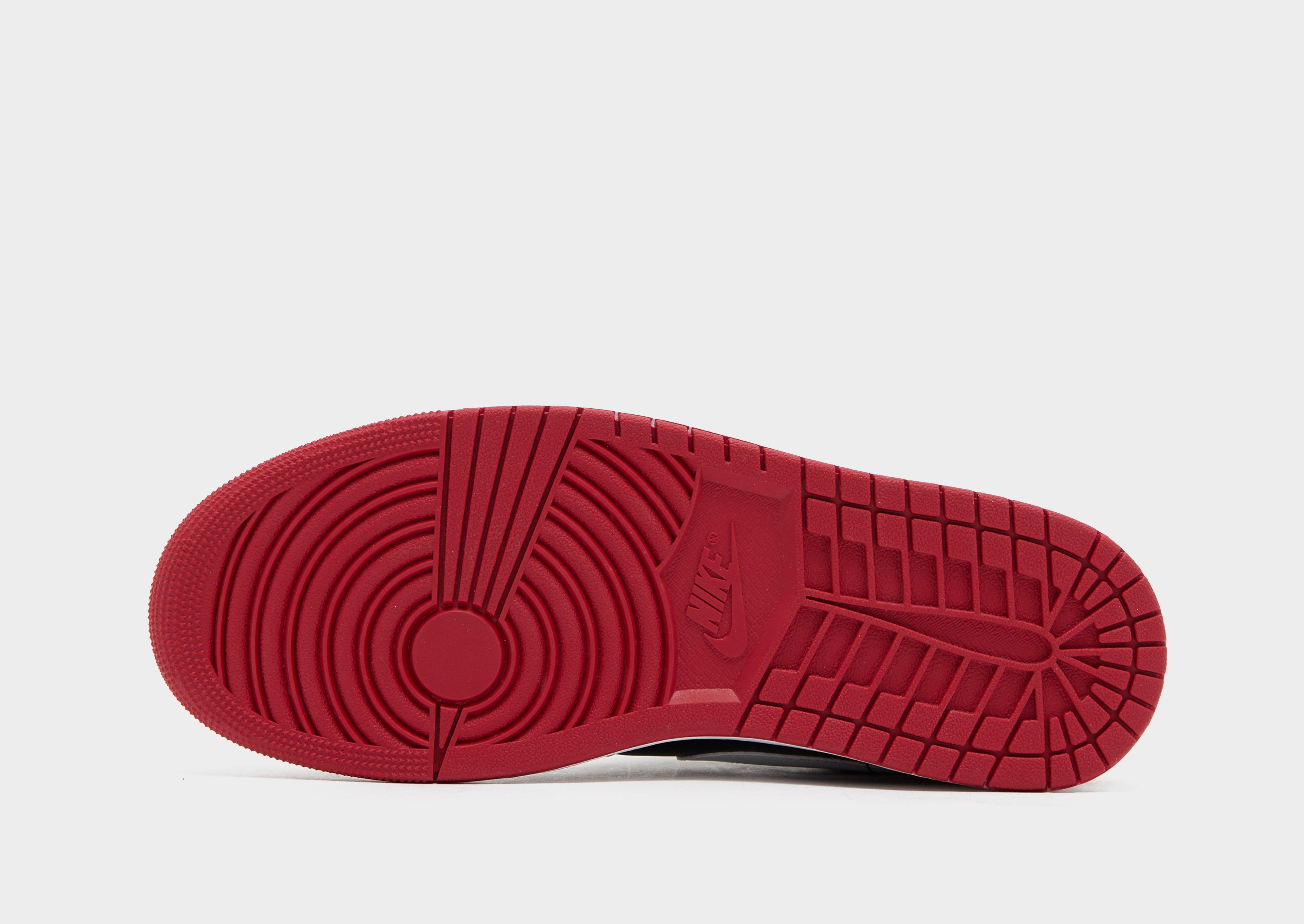 Мъжки маратонки AIR JORDAN 1 LOW 553558-066 Червен