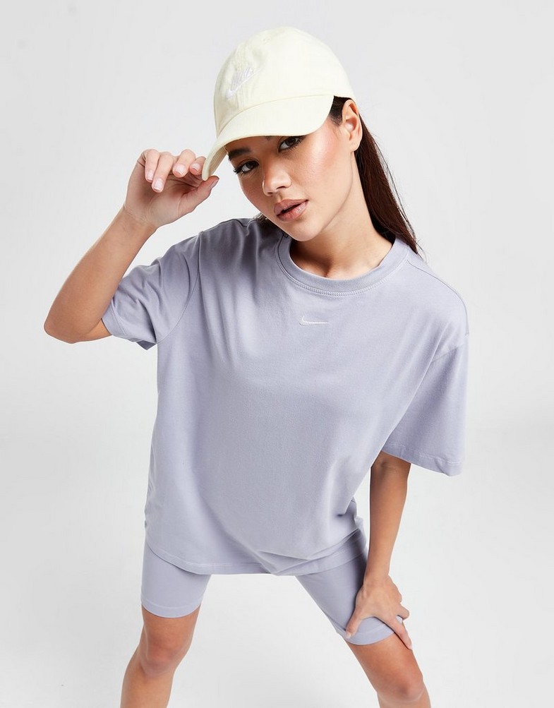 Moteriški marškinėliai NIKE MARŠKINĖLIAI W NSW ESSNTL TEE BF LBR TEE DN5697-519 Violetinė