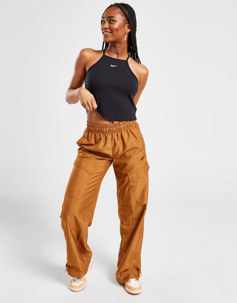 Moteriški marškinėliai be rankovių NIKE MARŠKINĖLIAI W NSW ESSNTL RIB CAMI MARŠKINĖLI DV7960-010 Juoda