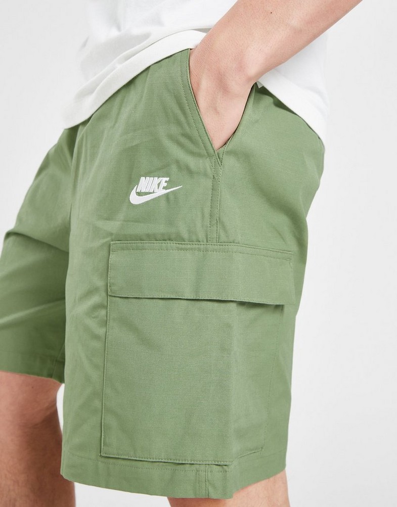 Krótkie spodenki, szorty męskie NIKE SZORTY M NK CLUB CARGO SHORT SHORTS FB1246-386 Khaki