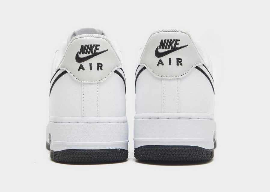 Buty sneakersy męskie NIKE AIR FORCE 1 '07 