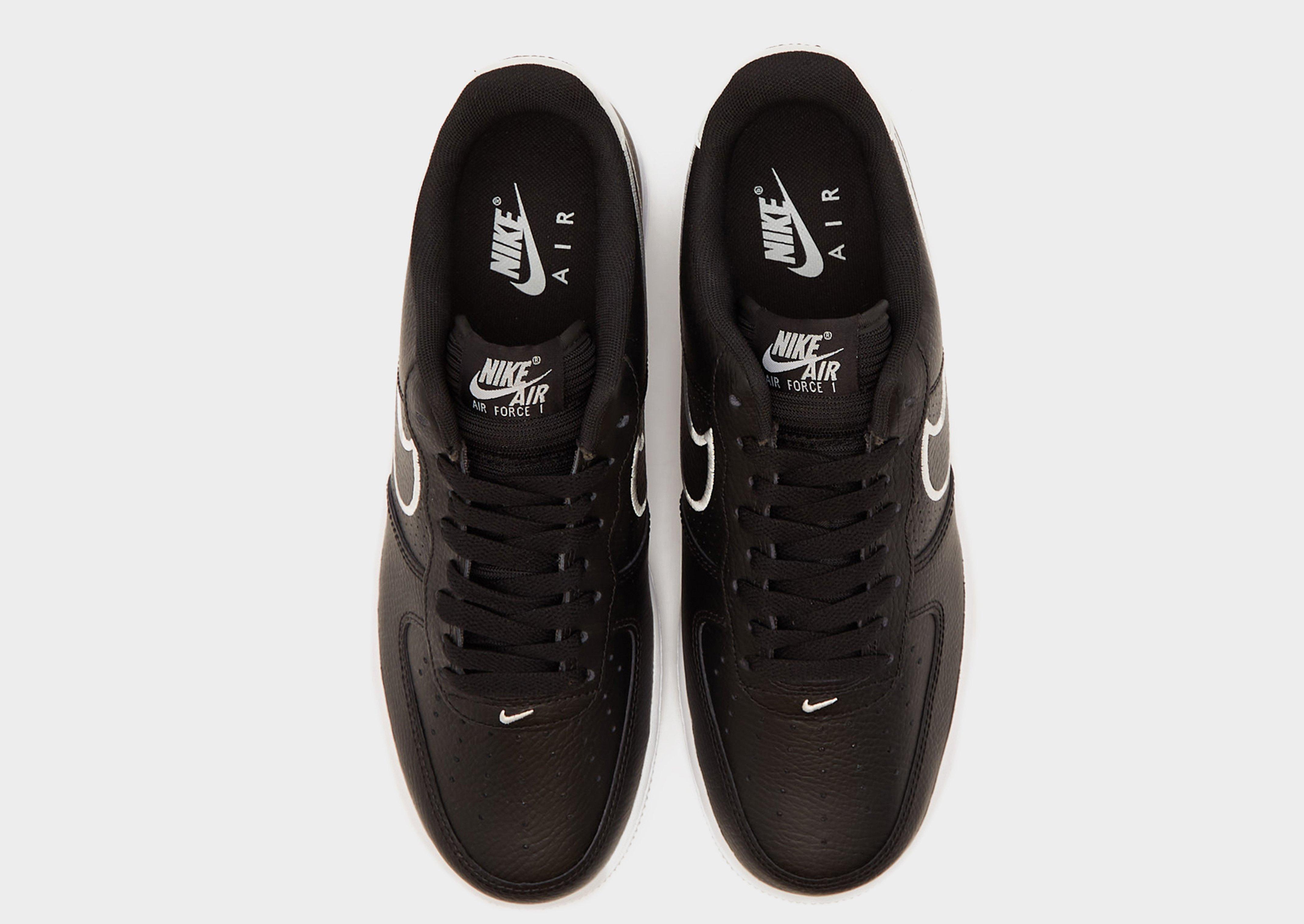 Kedai vyrams NIKE AIR FORCE 1 '07  FJ4211-001 Juoda