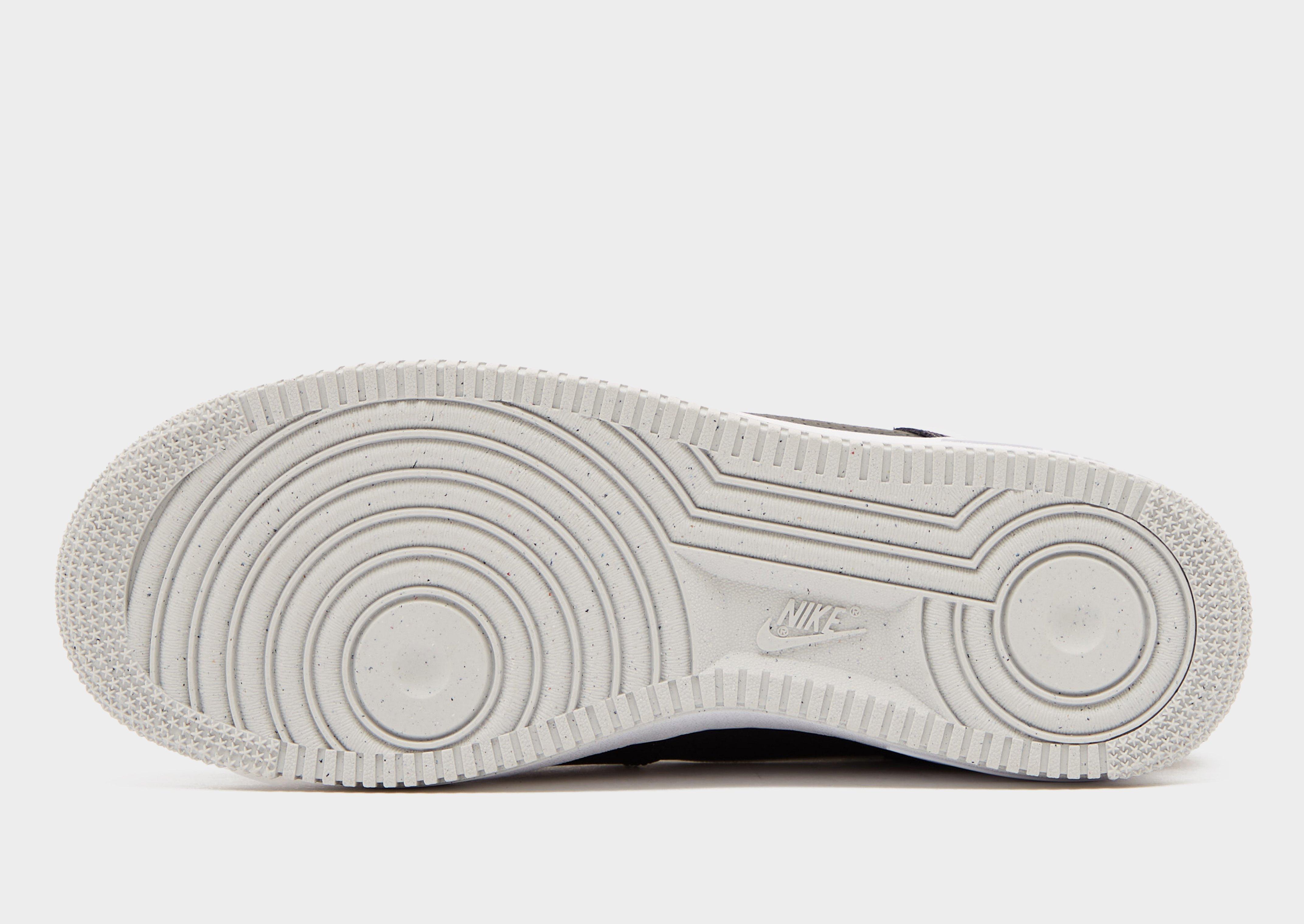 Kedai vyrams NIKE AIR FORCE 1 '07  FJ4211-001 Juoda