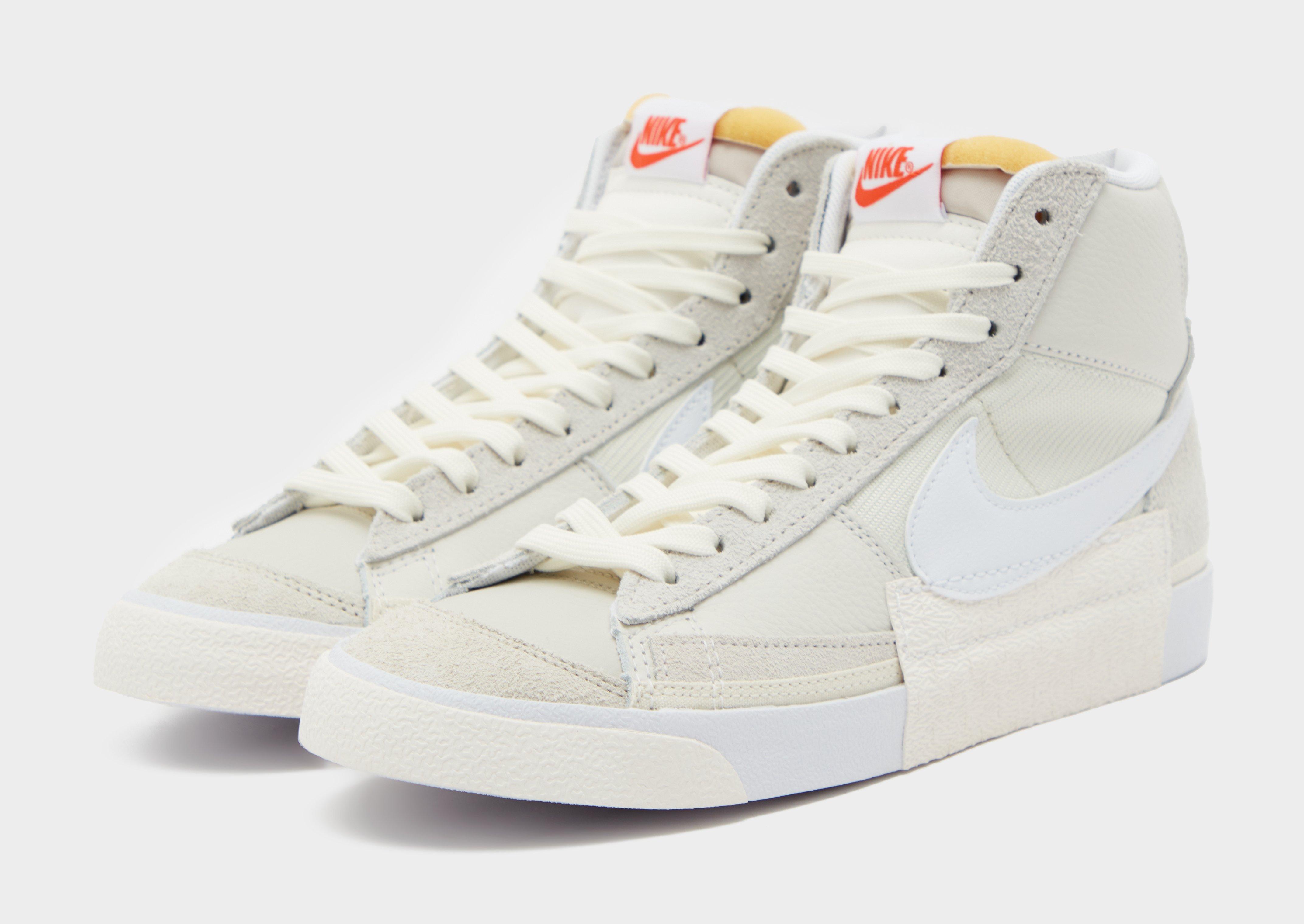 Мъжки маратонки NIKE BLAZER '77 PRO CLUB DQ7673-003 Бежов
