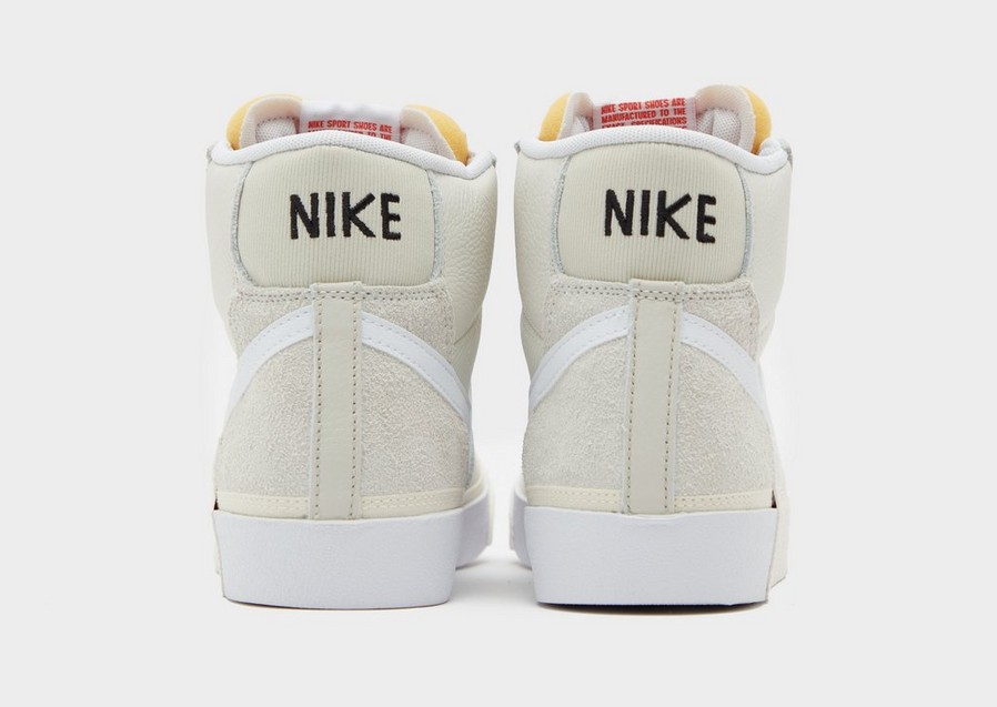 Buty sneakersy męskie NIKE BLAZER '77 PRO CLUB DQ7673-003 Beżowy