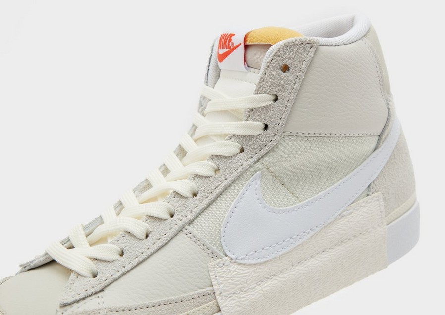Buty sneakersy męskie NIKE BLAZER '77 PRO CLUB DQ7673-003 Beżowy