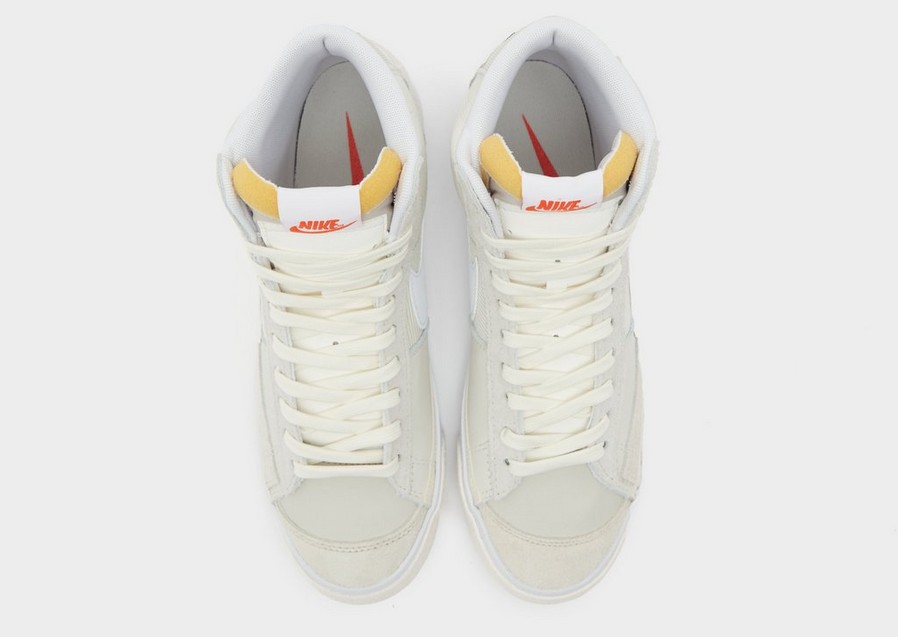 Buty sneakersy męskie NIKE BLAZER '77 PRO CLUB DQ7673-003 Beżowy