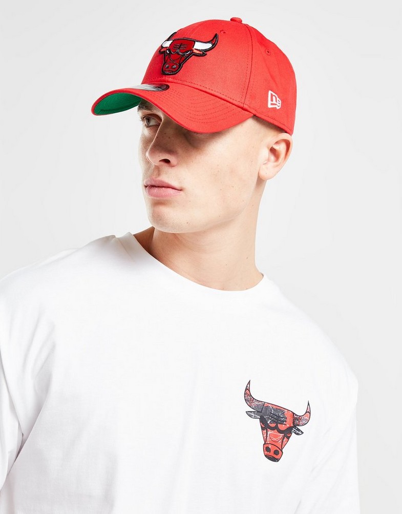 Pánska čiapka NEW ERA ČIAPKA TEAM SIDE PATCH 940 BULLS CHICAGO BULLS 60298790 Červená
