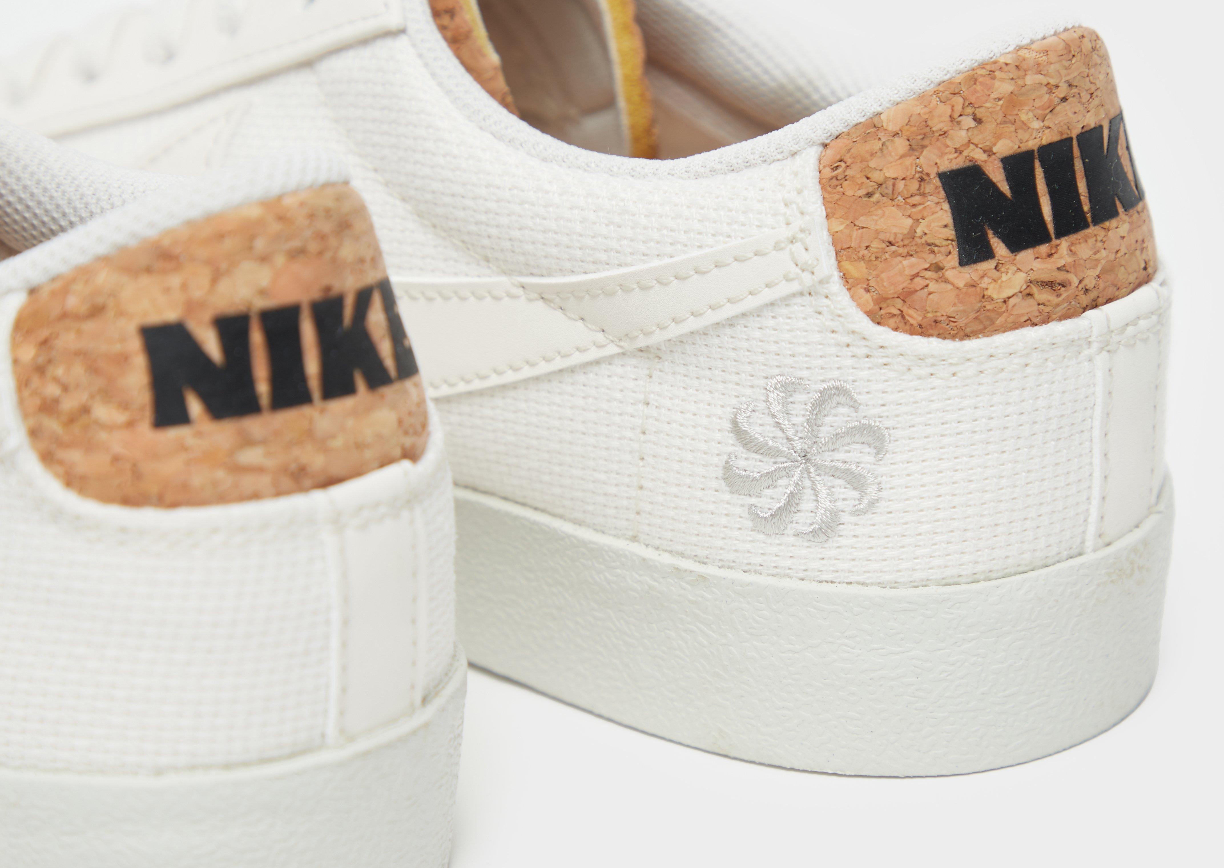 Kedai vyrams NIKE BLAZER LOW '77 PRM DV7231-001 Rusva