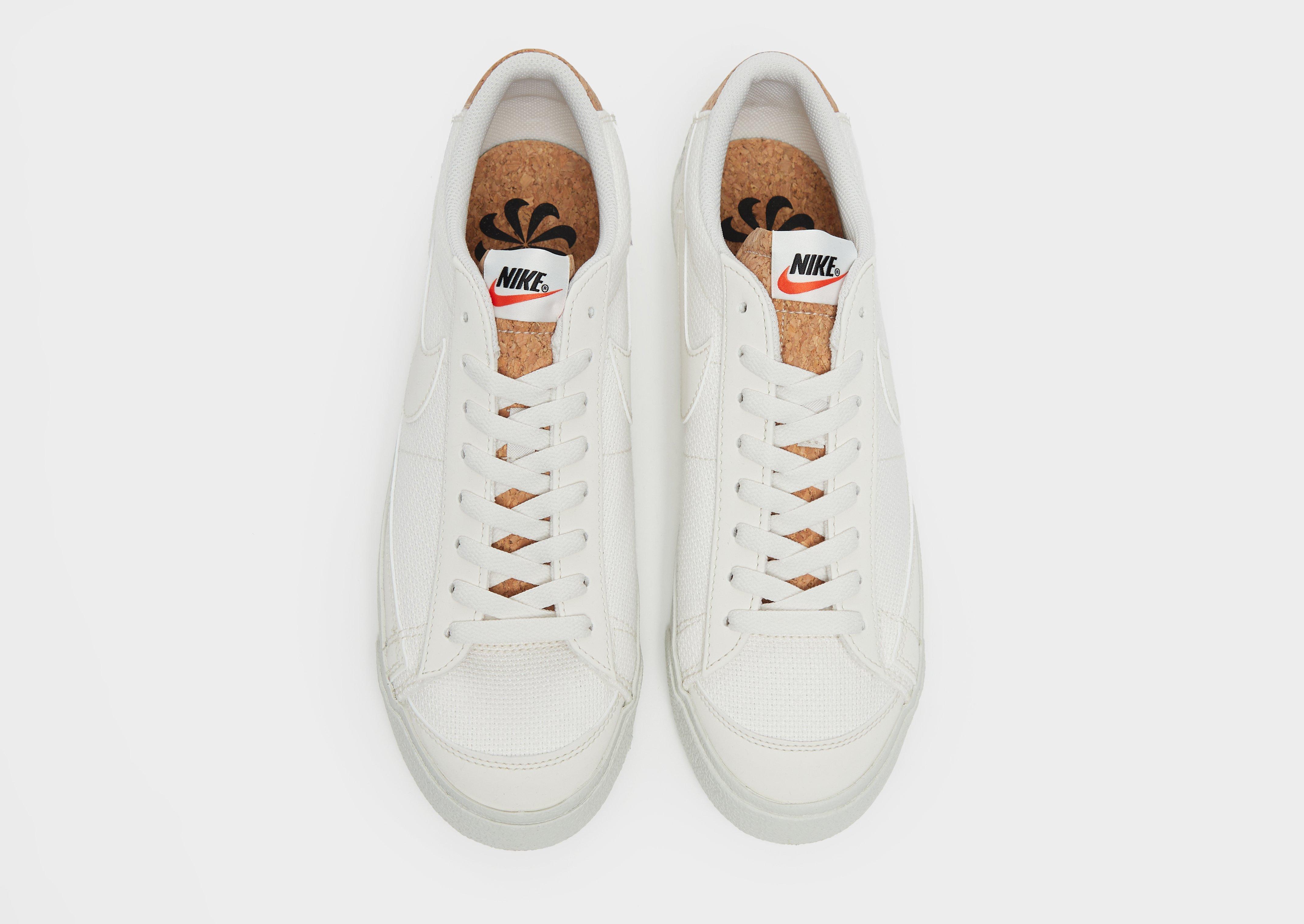 Kedai vyrams NIKE BLAZER LOW '77 PRM DV7231-001 Rusva