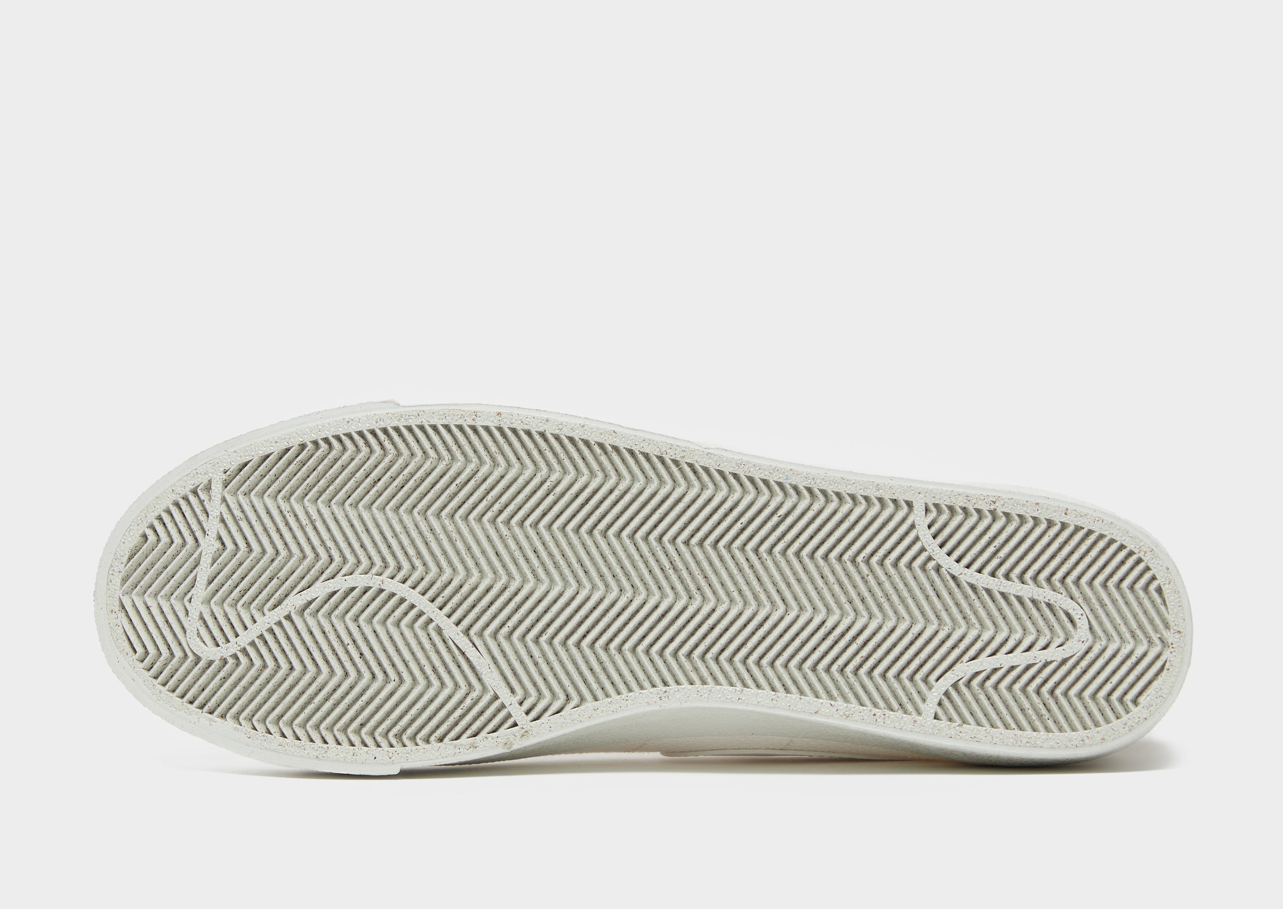 Kedai vyrams NIKE BLAZER LOW '77 PRM DV7231-001 Rusva