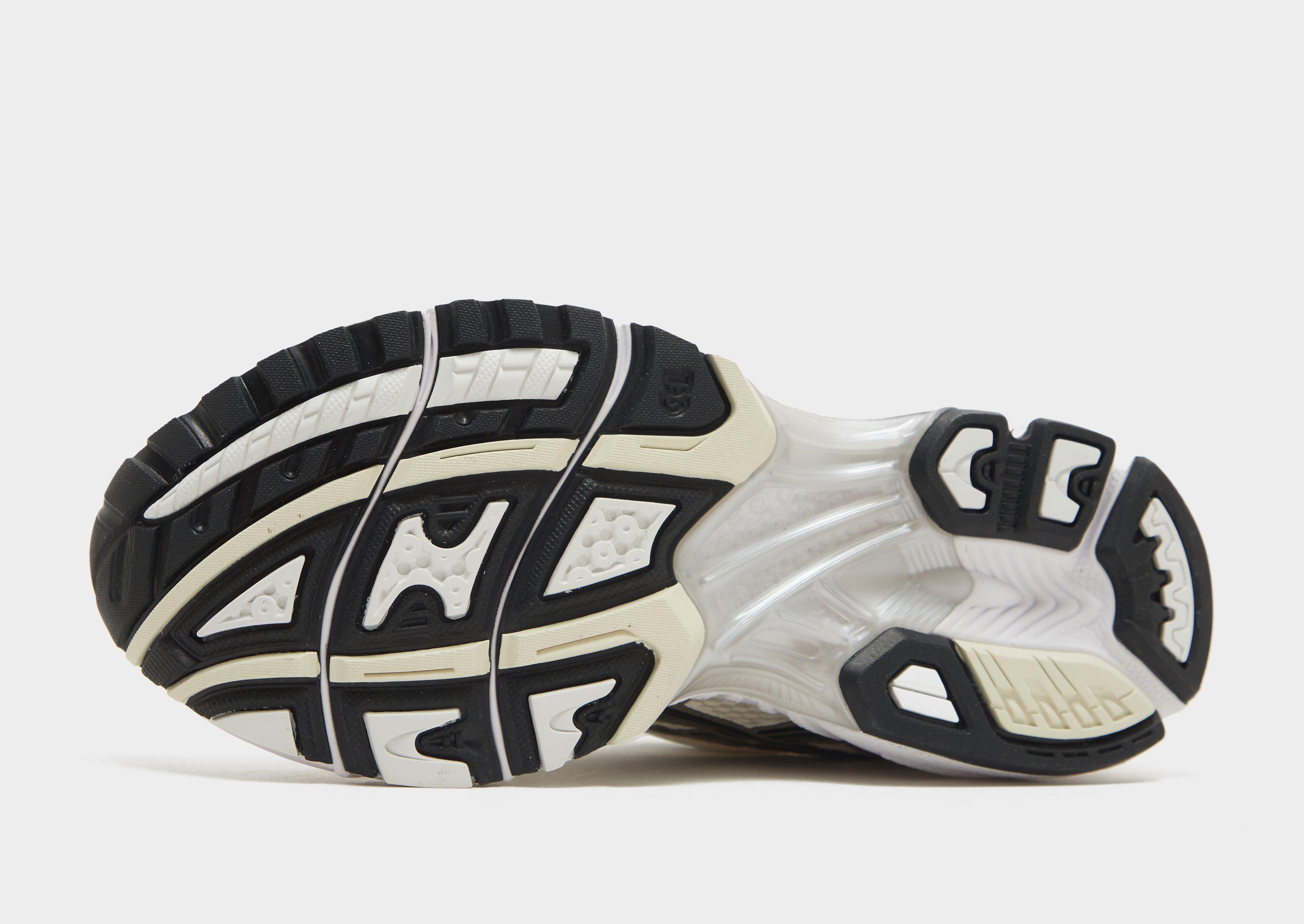 Дамски обувки ASICS GEL-KAYANO 14 1201A019-108 Бежов