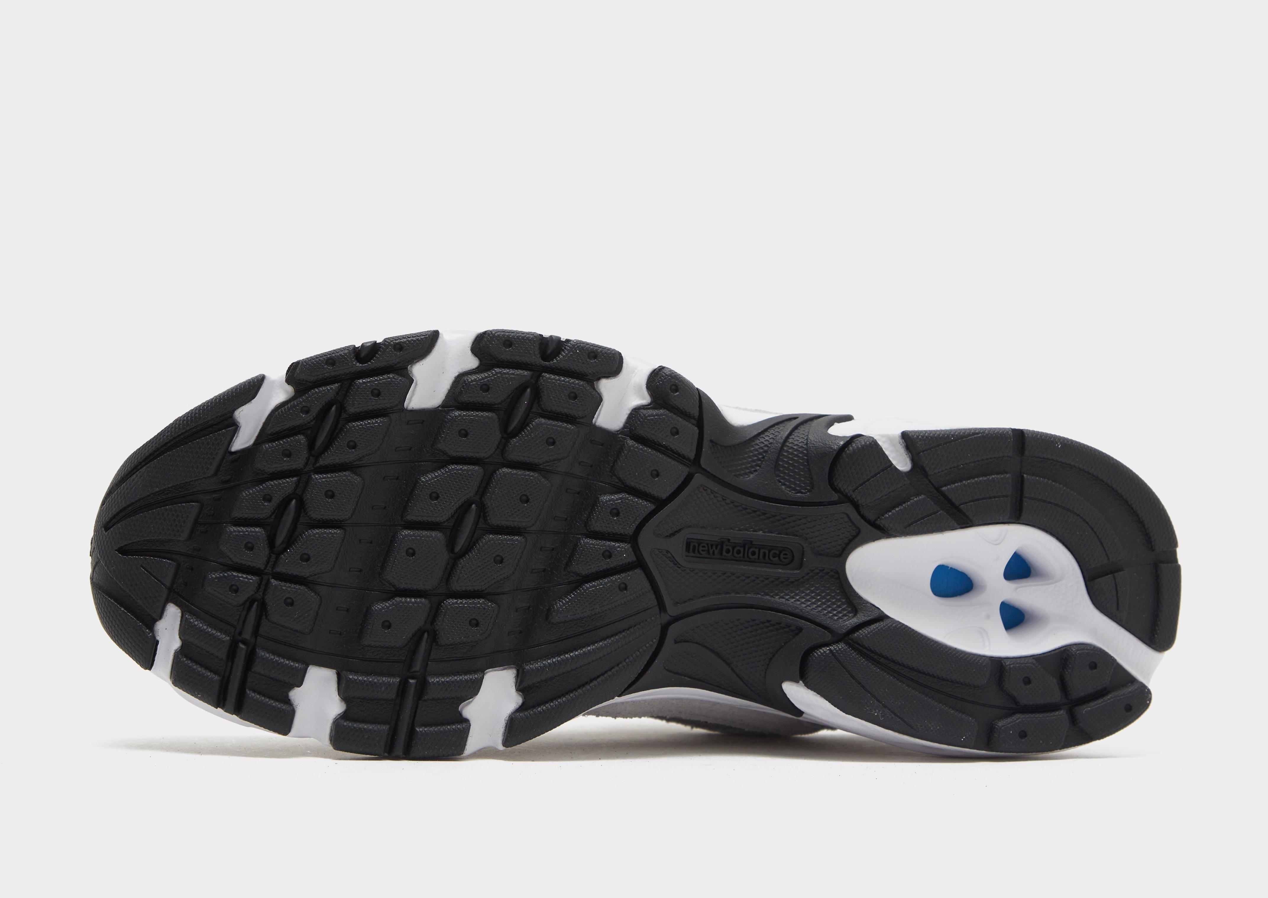 Дамски обувки NEW BALANCE 530  MR530CK Сив