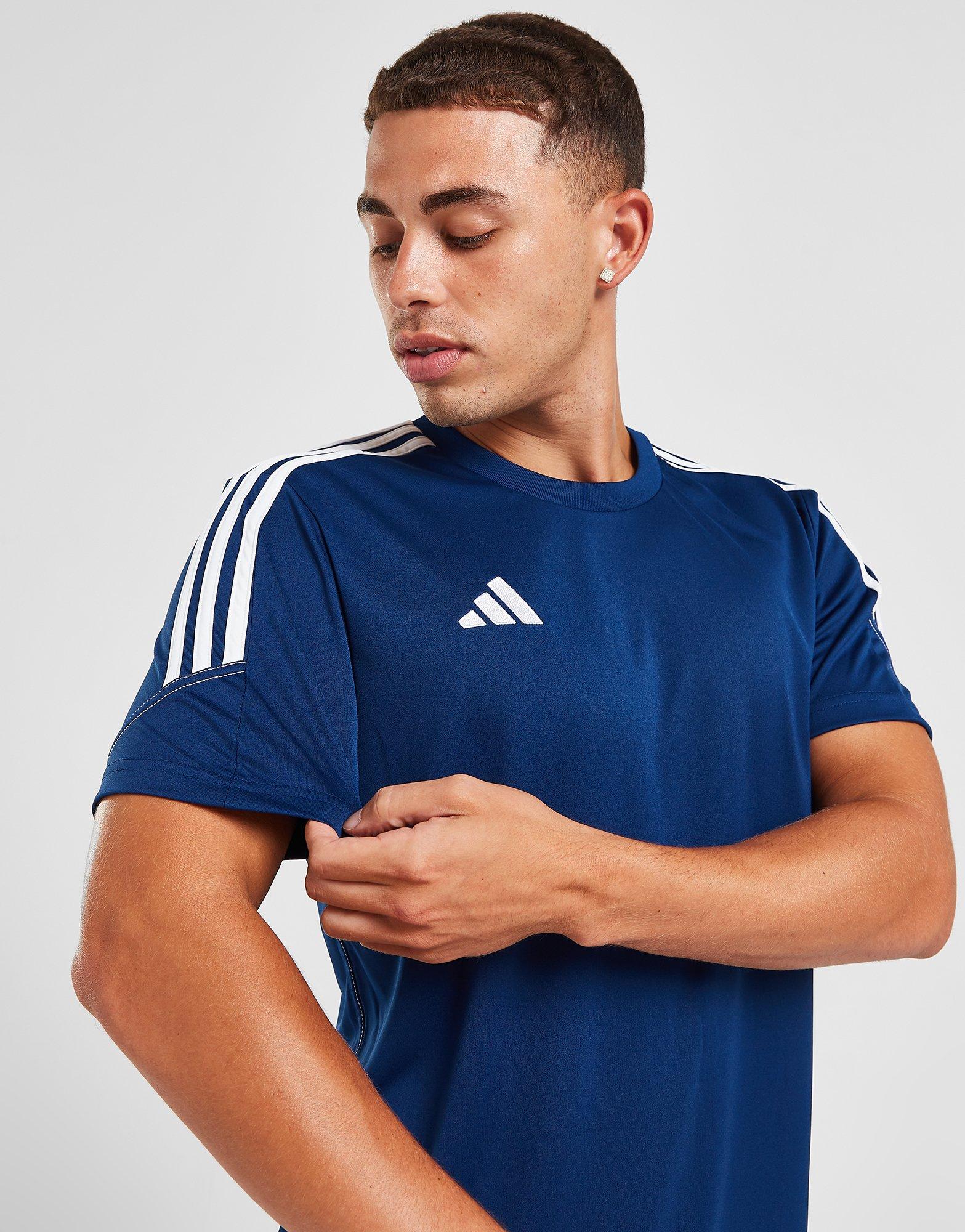 Koszulka, t-shirt męski ADIDAS T-SHIRT . IN8191 Niebieski