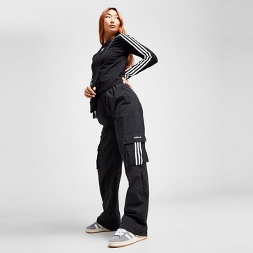 Pantaloni pentru femei ADIDAS PANTALONI  CARGO PANTS