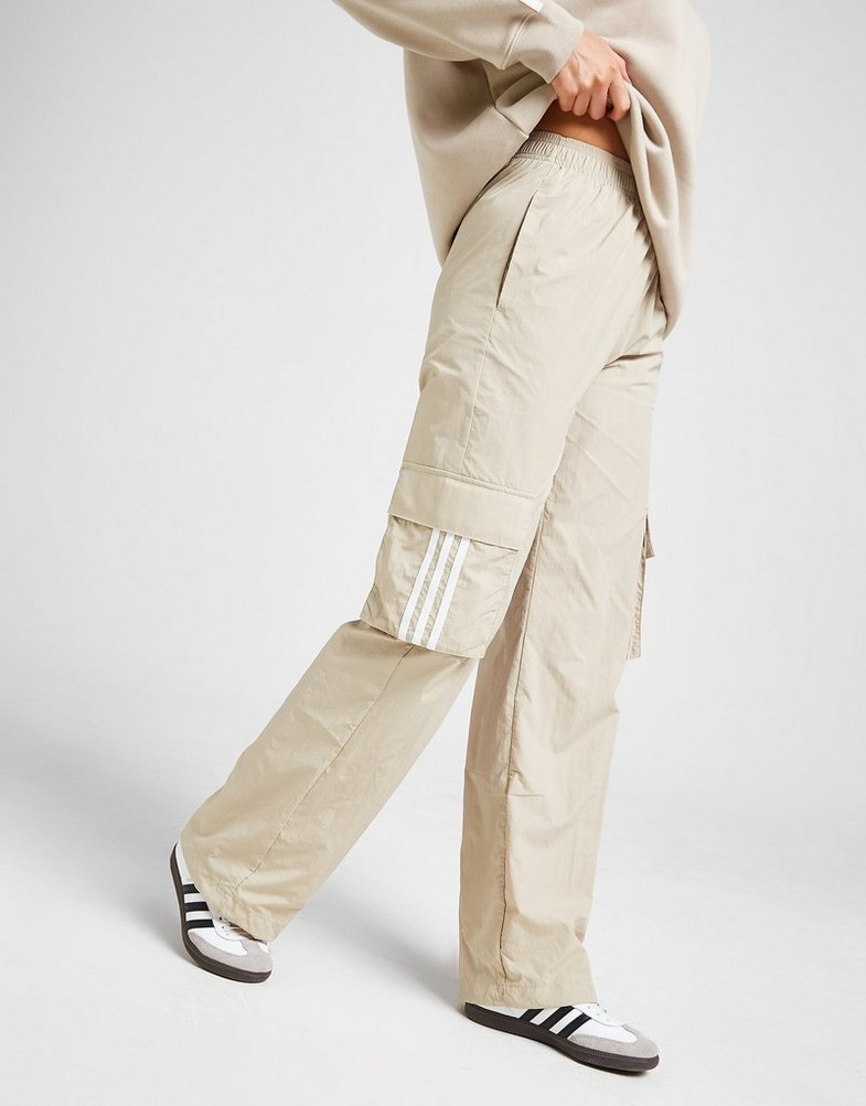 Pantaloni pentru femei ADIDAS PANTALONI  CARGO PANTS IT7124 Bej