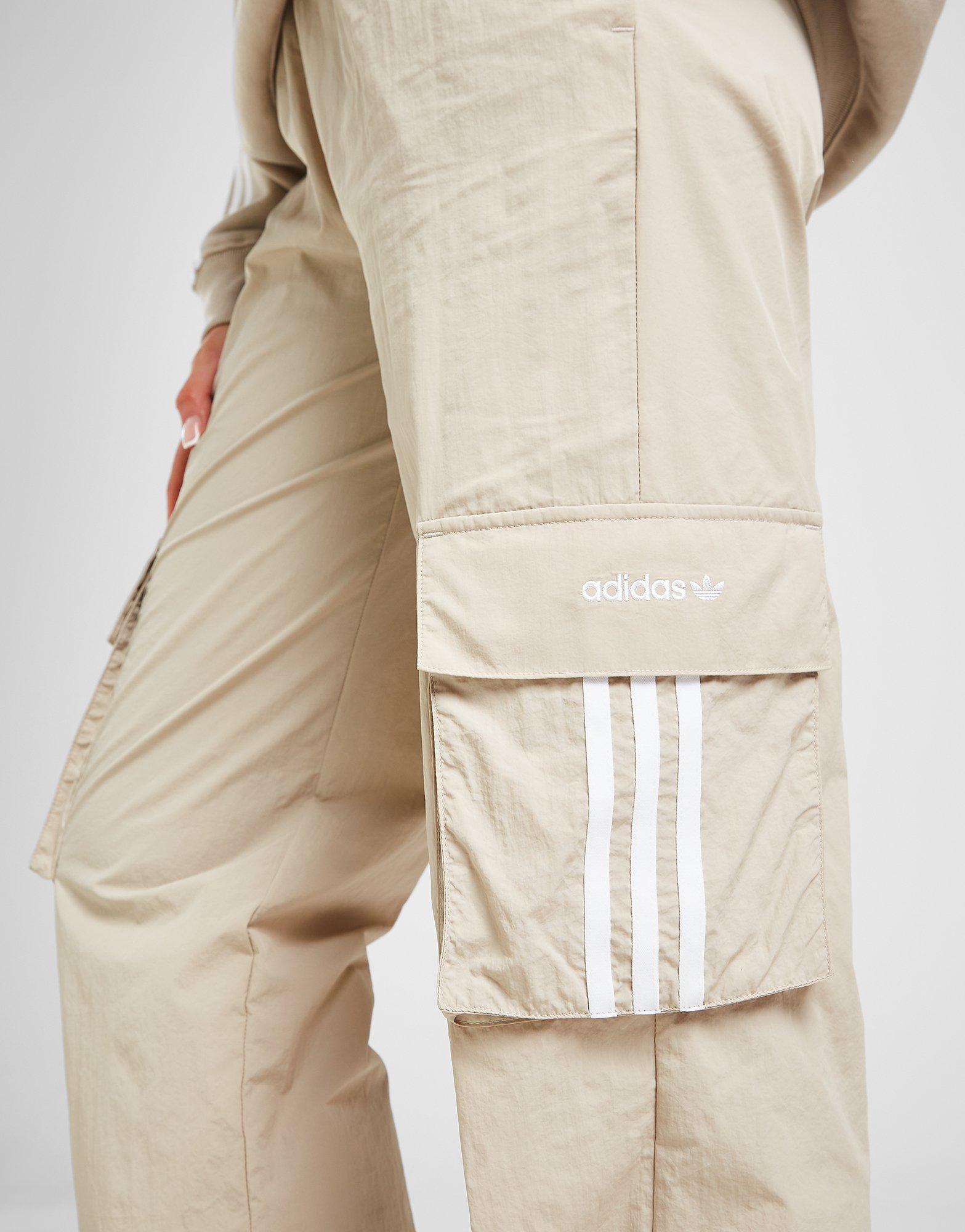 ADIDAS SPODNIE CARGO PANTS IT7124 Beżowy
