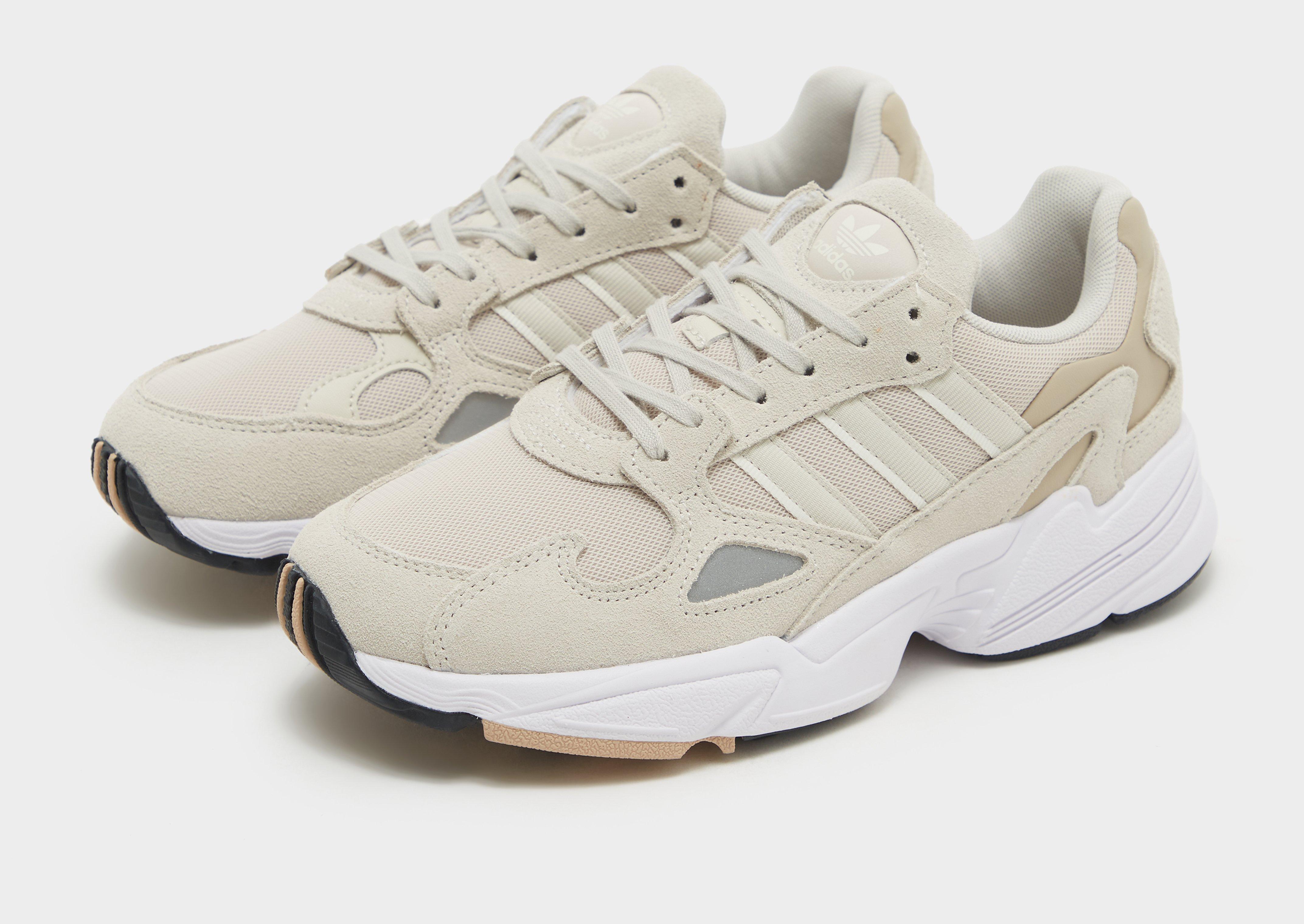 Дамски обувки ADIDAS FALCON W IG8303 Бежов