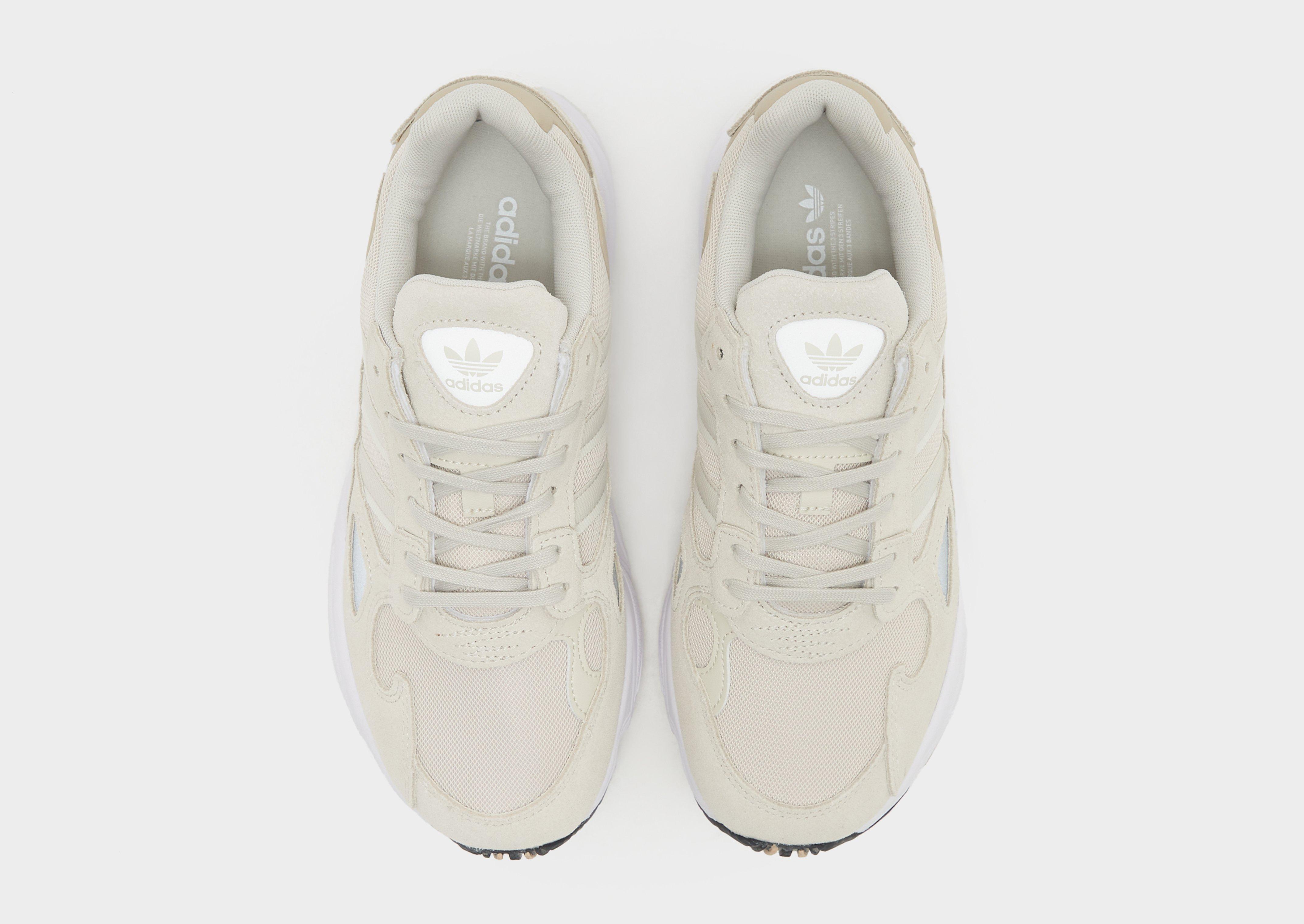 Дамски обувки ADIDAS FALCON W IG8303 Бежов