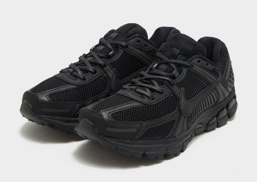 Adidași pentru bărbați NIKE ZOOM VOMERO 5 BV1358-003 Negru