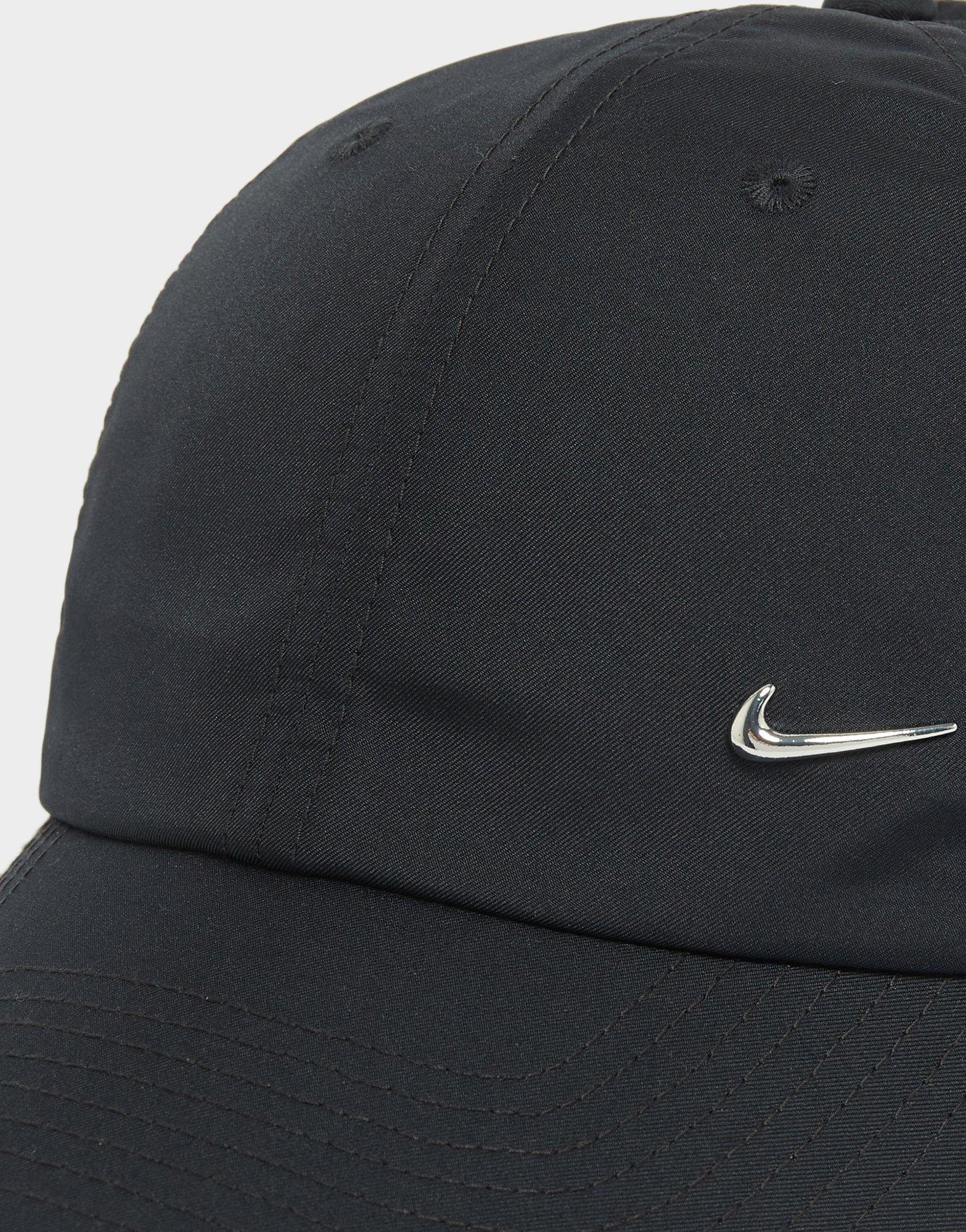 Női sapká NIKE SAPKA U NK DF CLUB CAP U CB MTSWSH FB5372-010 Fekete