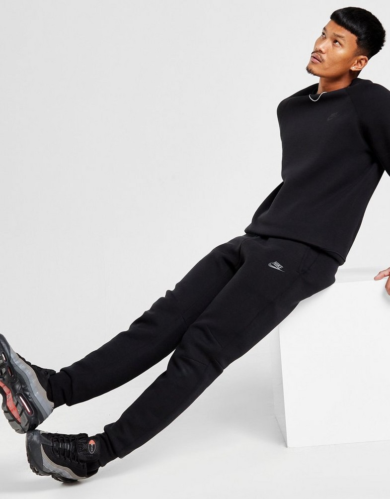 Чоловічі штани NIKE ШТАНИ M NK TCH FLC JGGR FB8002-010 Чорний