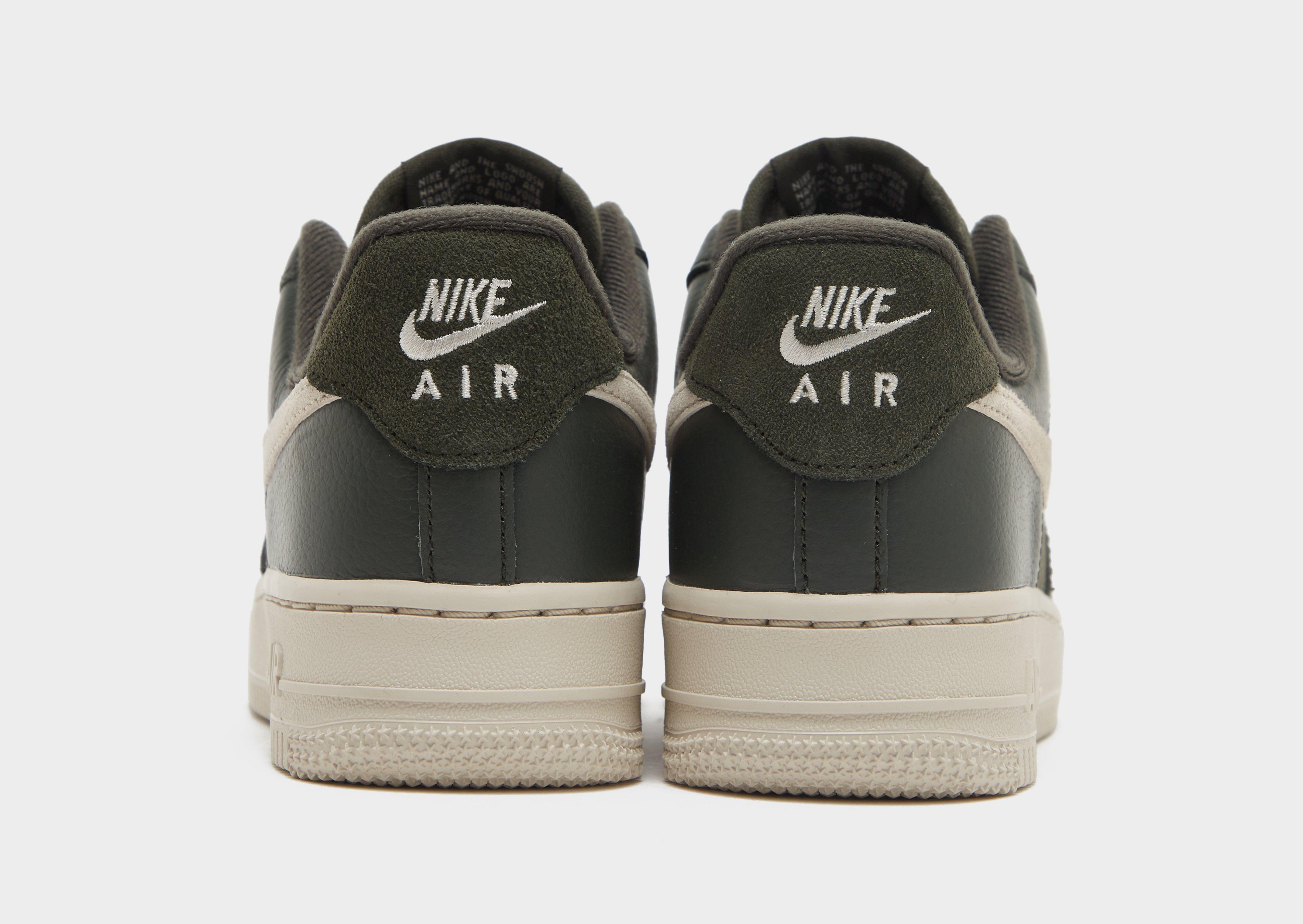 Мъжки маратонки NIKE AIR FORCE 1 '07 LX NBHD DV7186-301 Каки