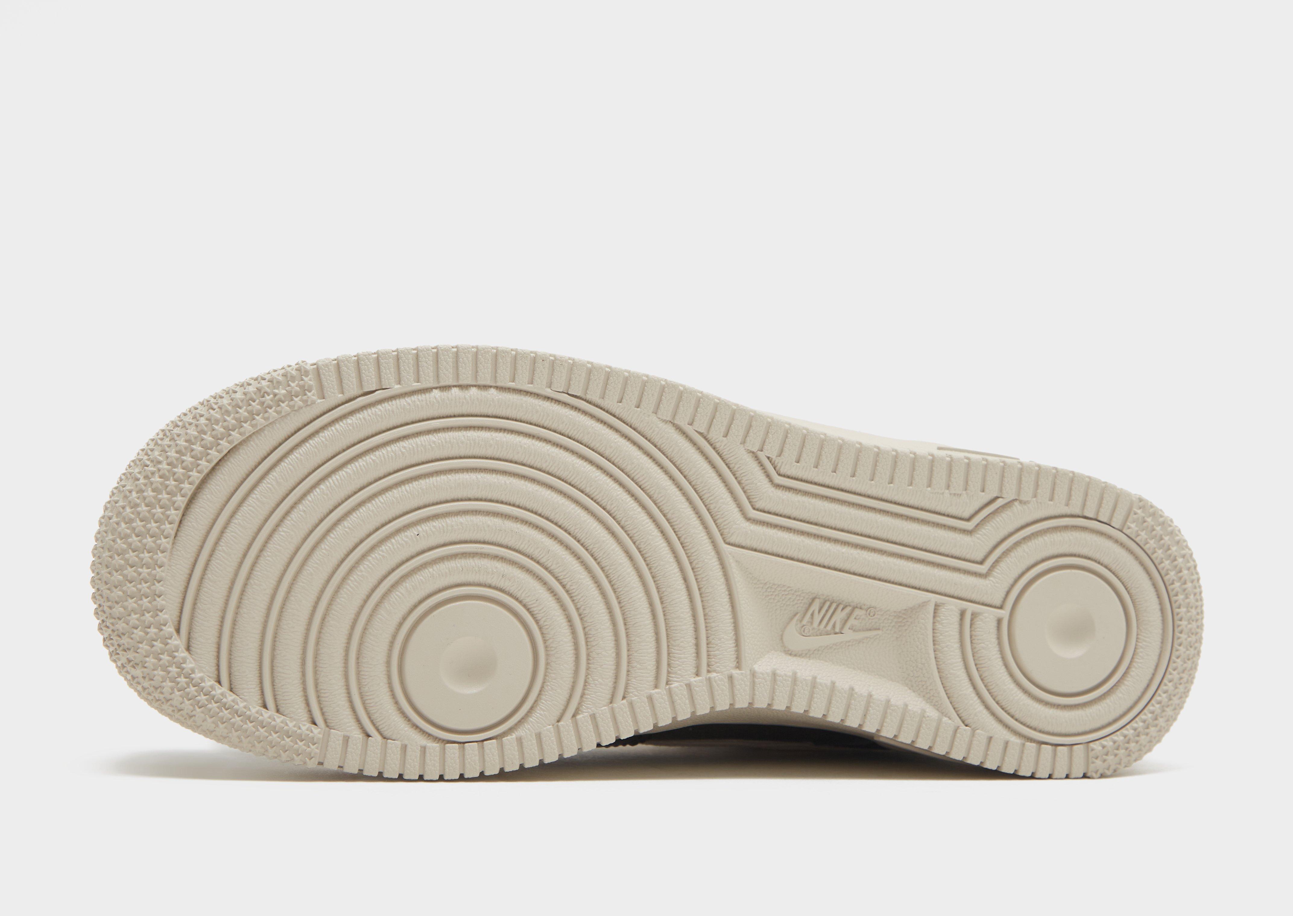 Мъжки маратонки NIKE AIR FORCE 1 '07 LX NBHD DV7186-301 Каки