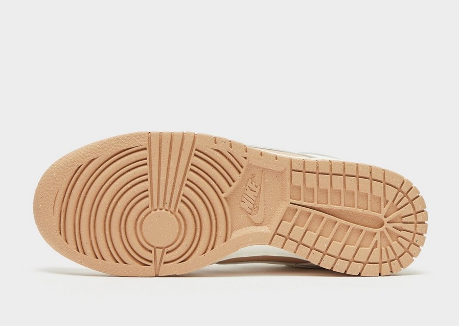 Жіночі кросівки NIKE DUNK LOW NEXT NATURE DD1873-200 Бежевий