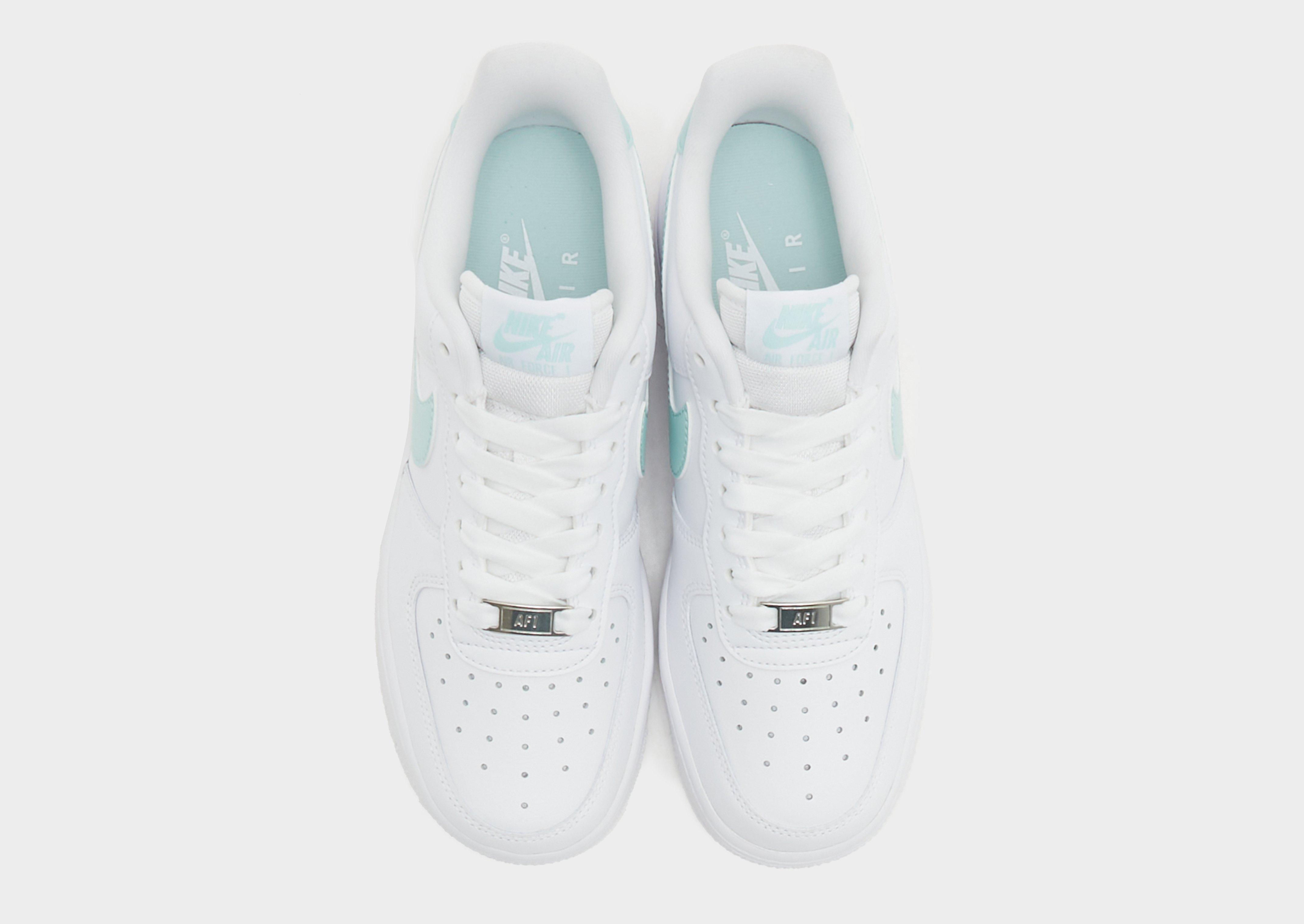 Дамски обувки NIKE WMNS AIR FORCE 1 '07 REC DD8959-113 Бял