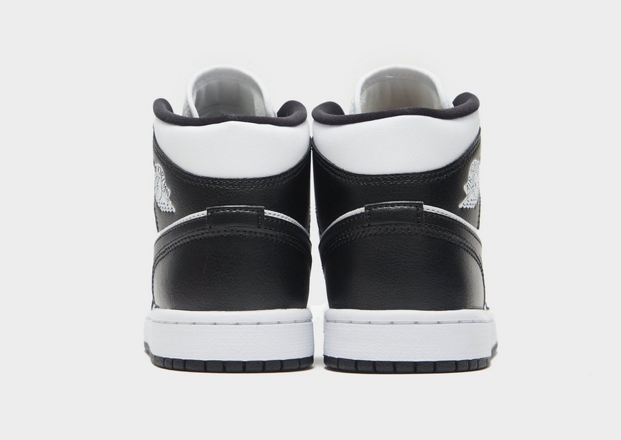 Buty sneakersy damskie WMNS AIR JORDAN 1 MID 365