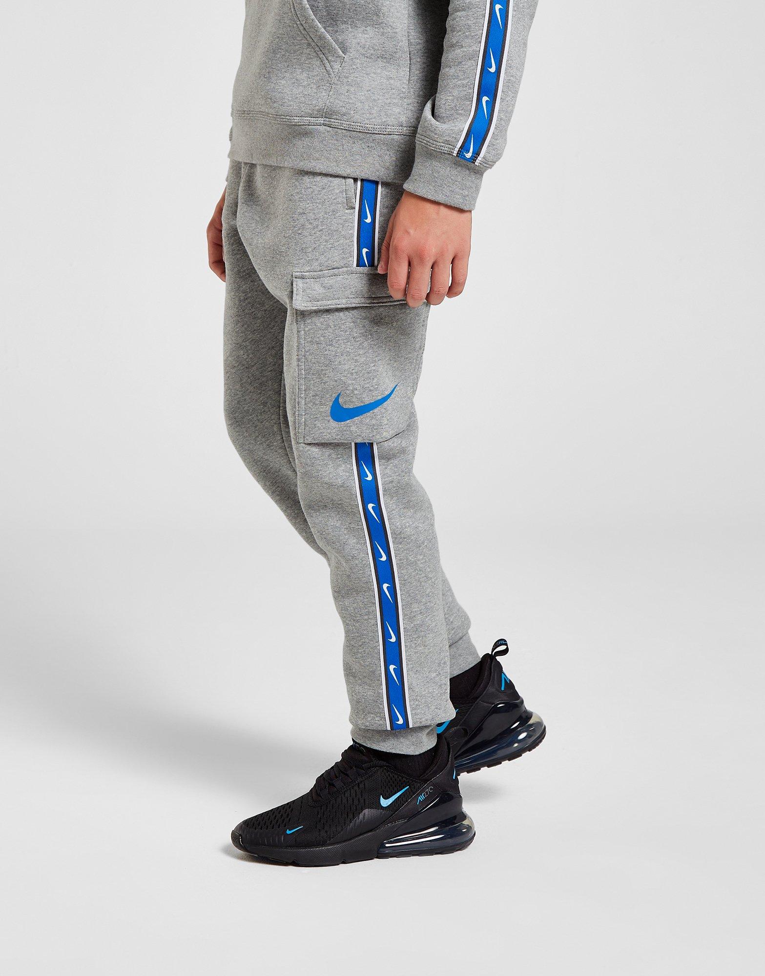 Pantaloni pentru copii NIKE PANTALONI  B NSW REPEAT SW FLC CARGO PANT FD0310-064 Gri