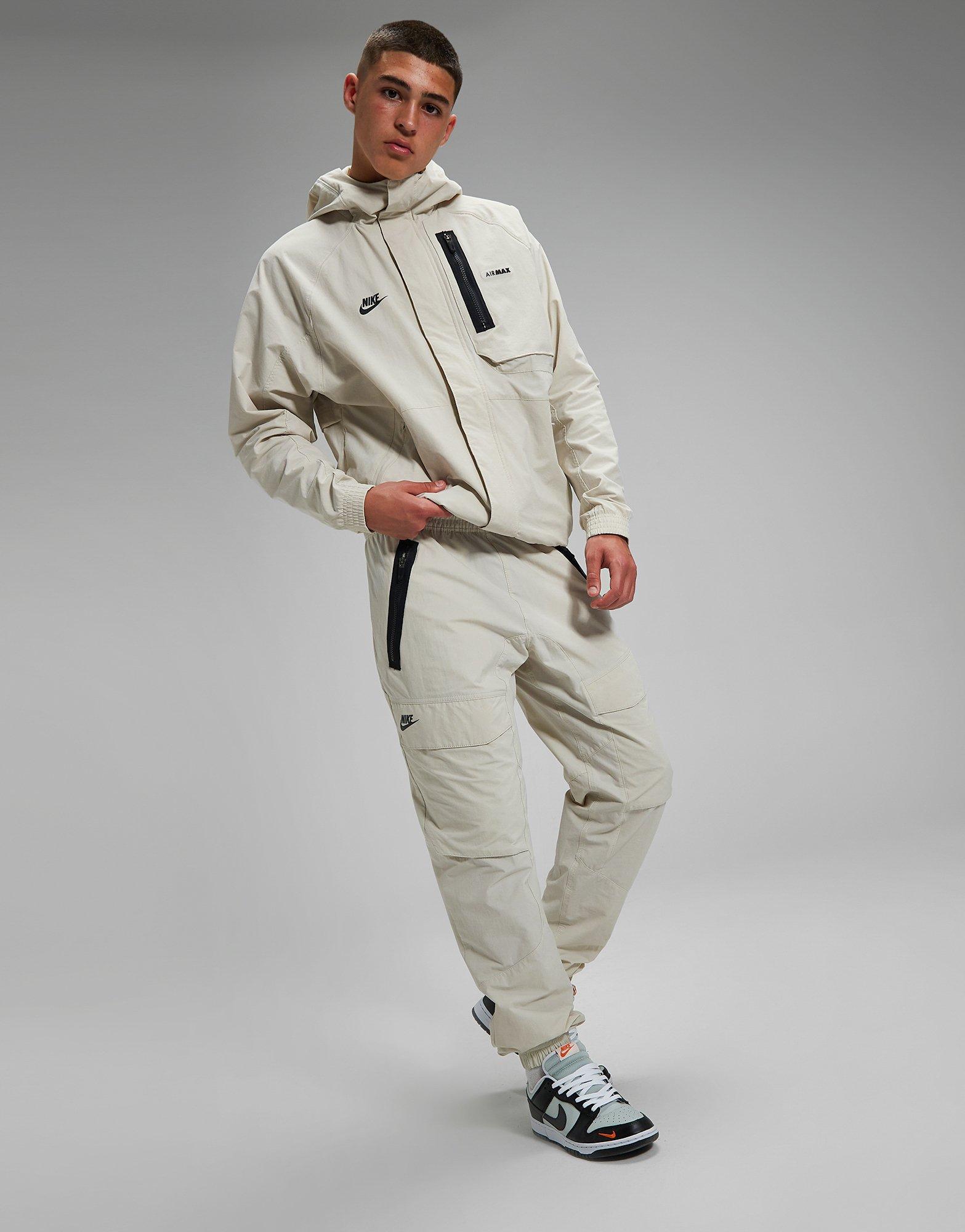 NIKE SPODNIE M NSW AIR MAX WVN CARGO PANT FN0242-072 Beżowy