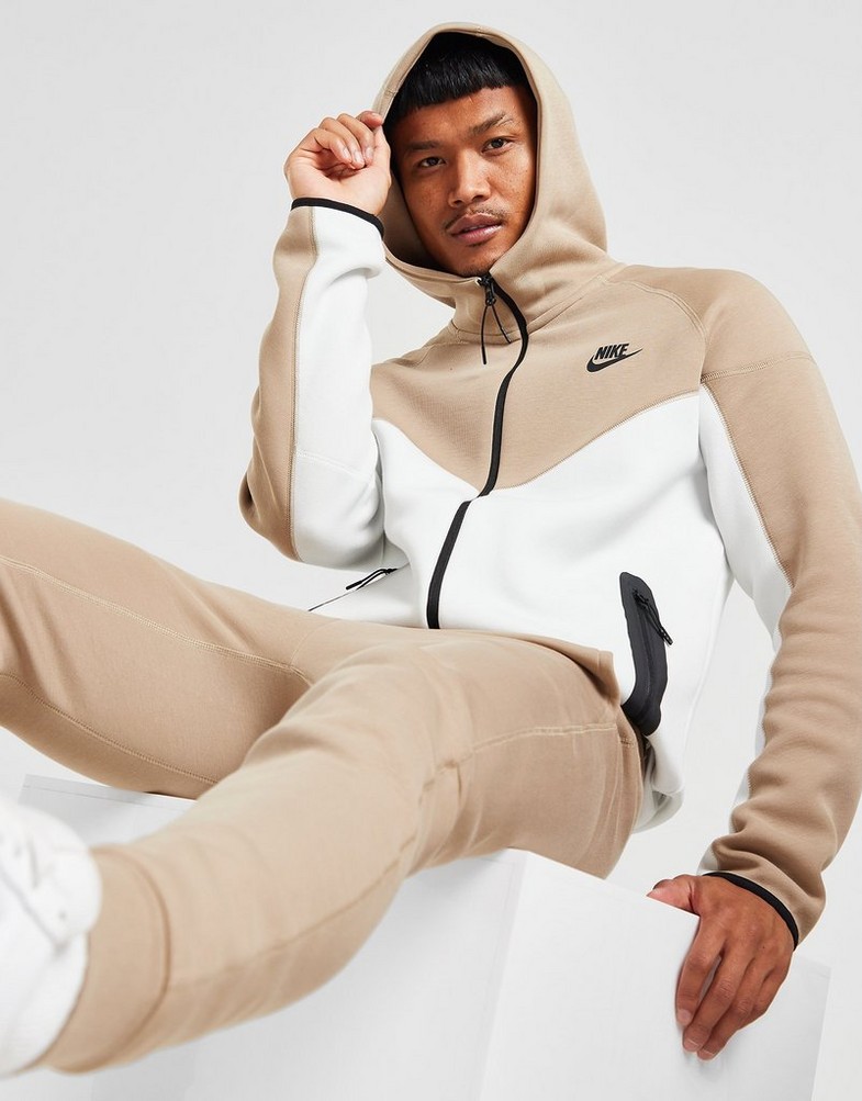 Bluză pentru bărbați NIKE BLUZĂ CU GLUGĂ M NK TCH FLC FZ WR FB7921-121 Bej