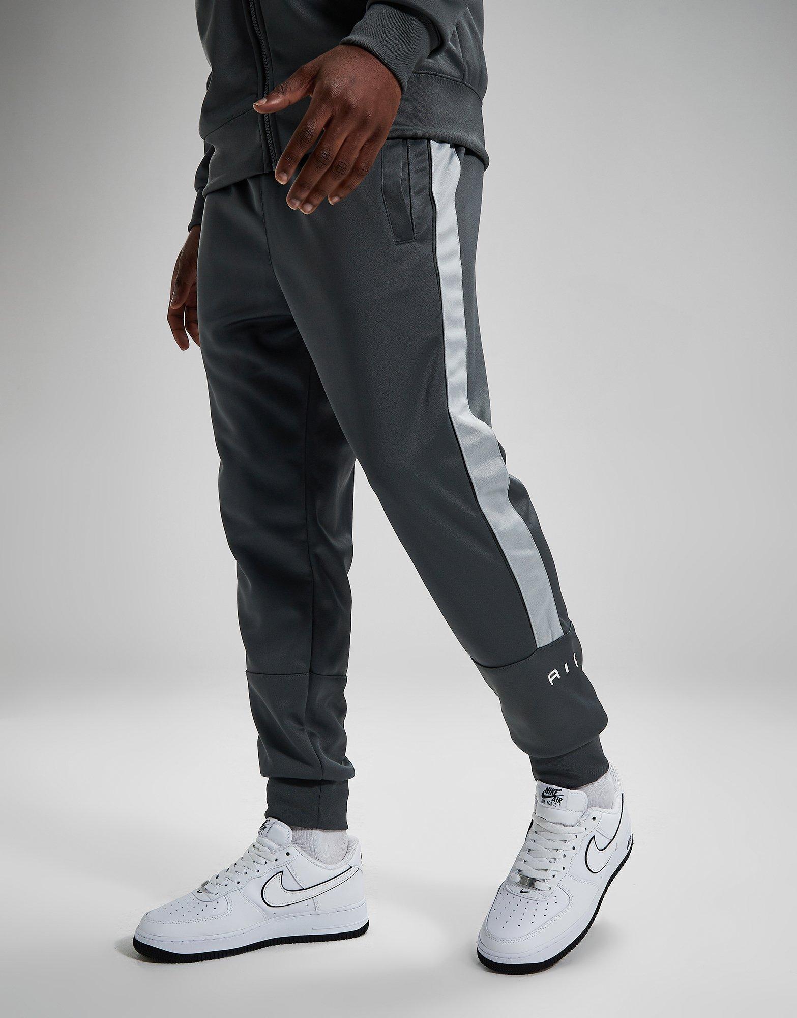 Pantaloni pentru bărbați NIKE PANTALONI  M NSW SW AIR JOGGER PK FN7690-068 Gri