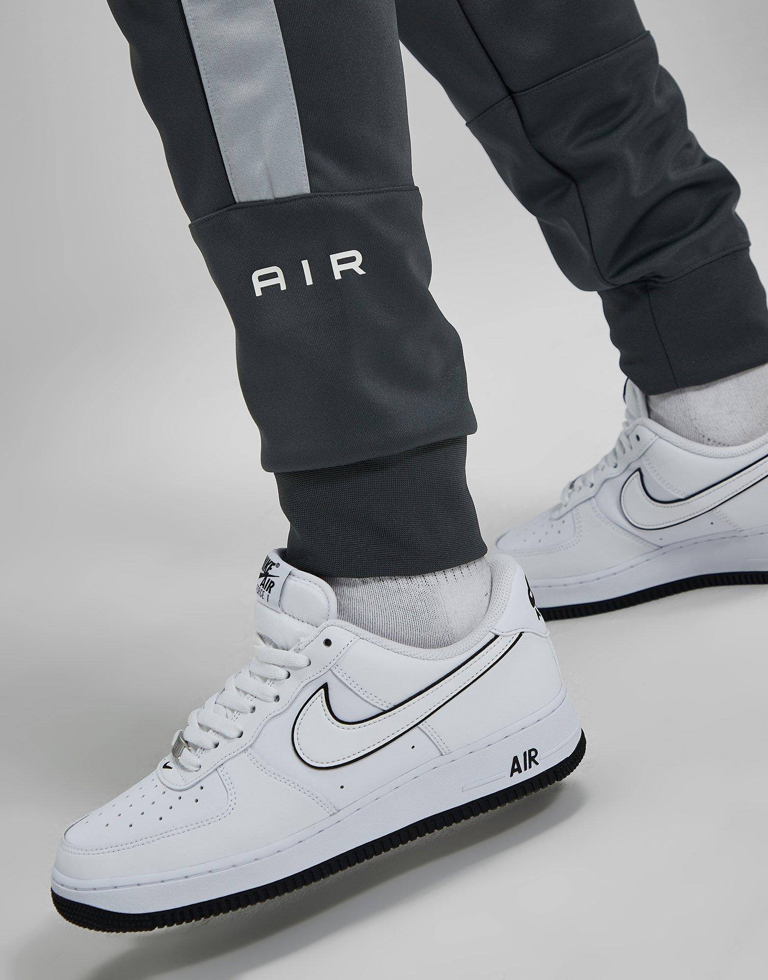 Pantaloni pentru bărbați NIKE PANTALONI  M NSW SW AIR JOGGER PK FN7690-068 Gri