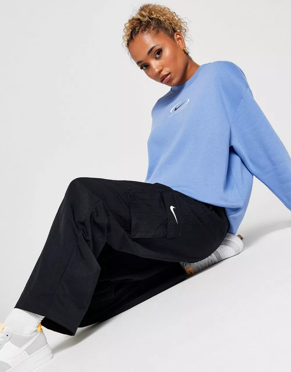 NIKE ШТАНИ W NSW ESSNTL WVN HR PNT CARGO, фото 1 з 5