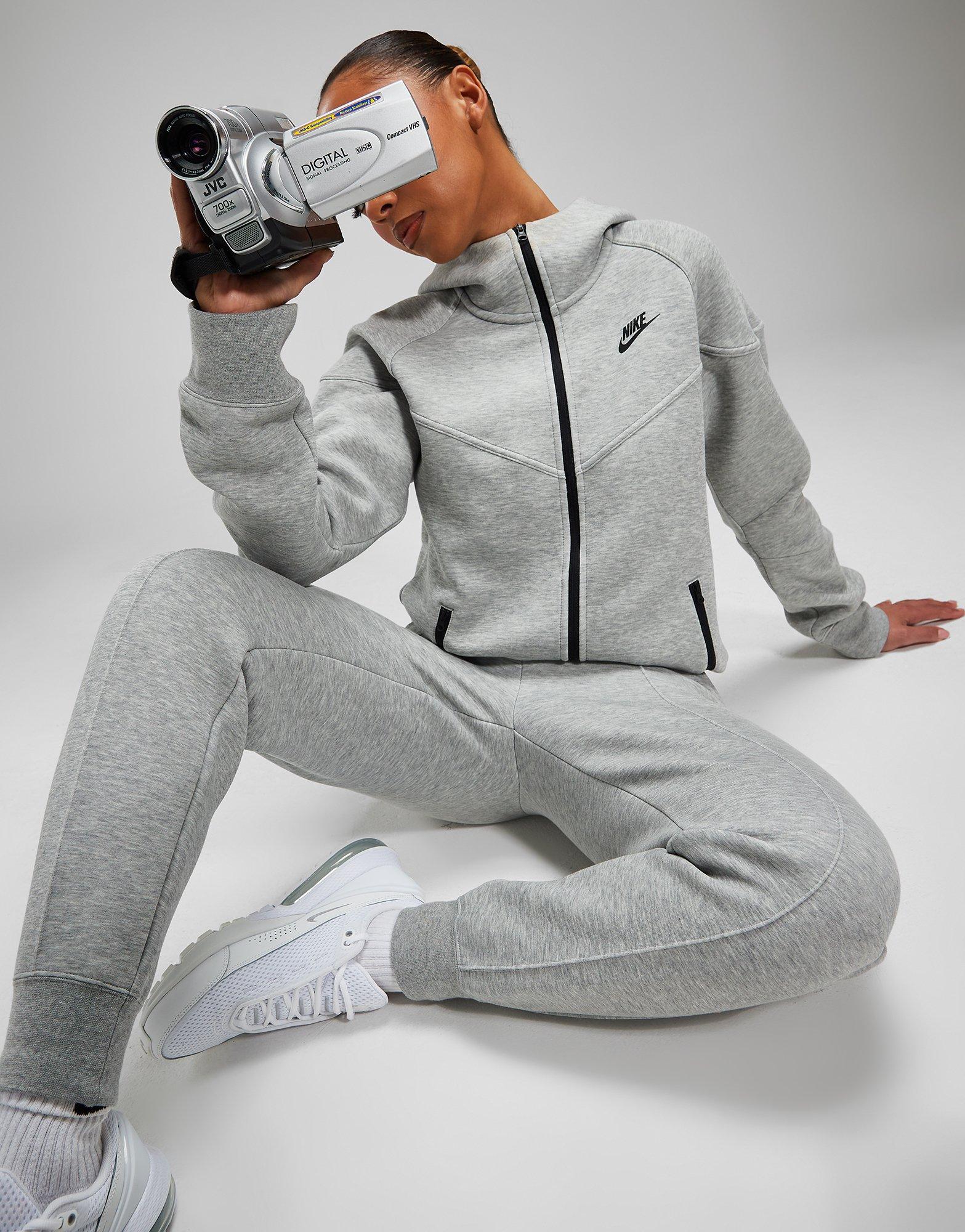 Nike Mikina S Kapucňou W Nsw Tech Fleece